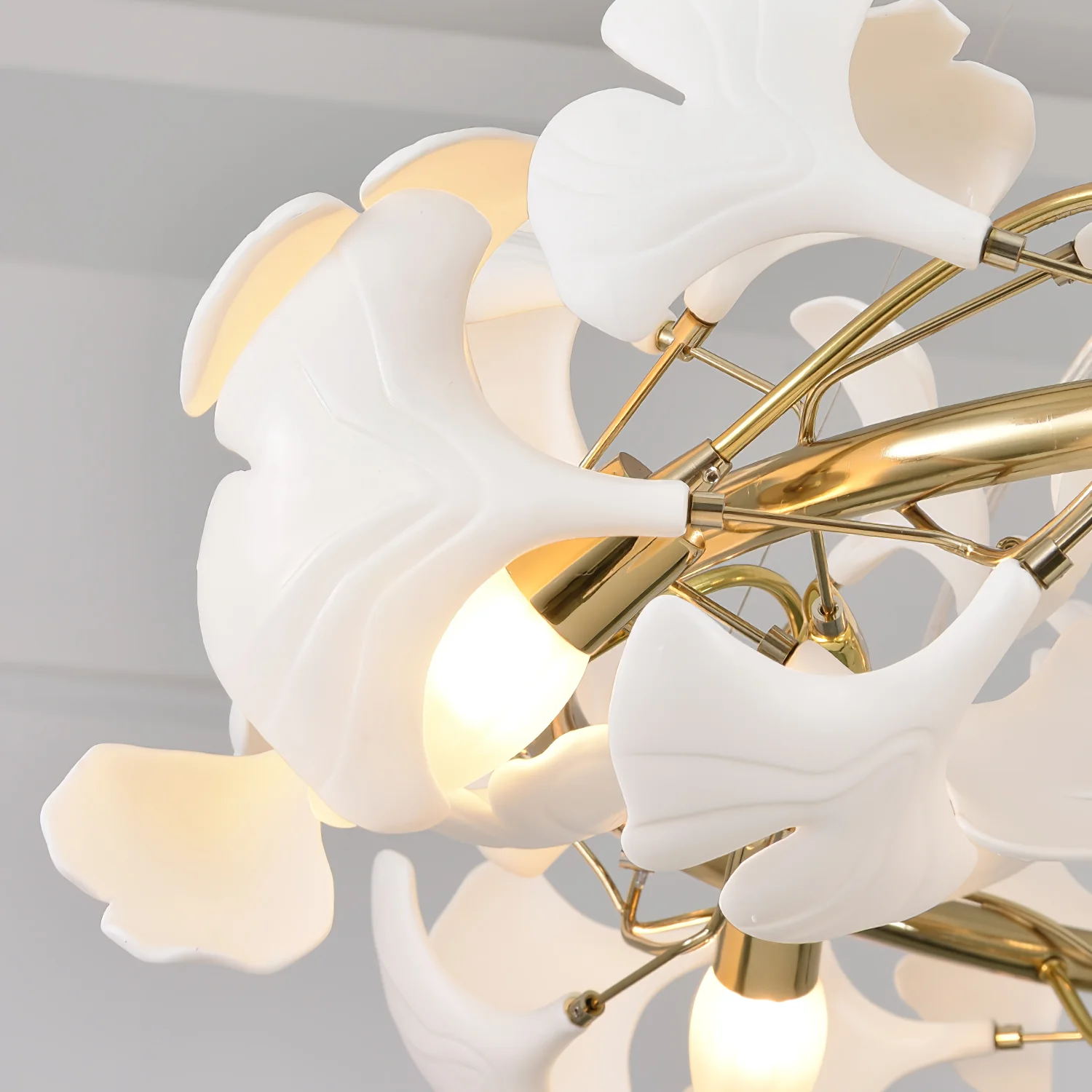 Olivia Keramik Gingko Blatt Kronleuchter-Letslighting