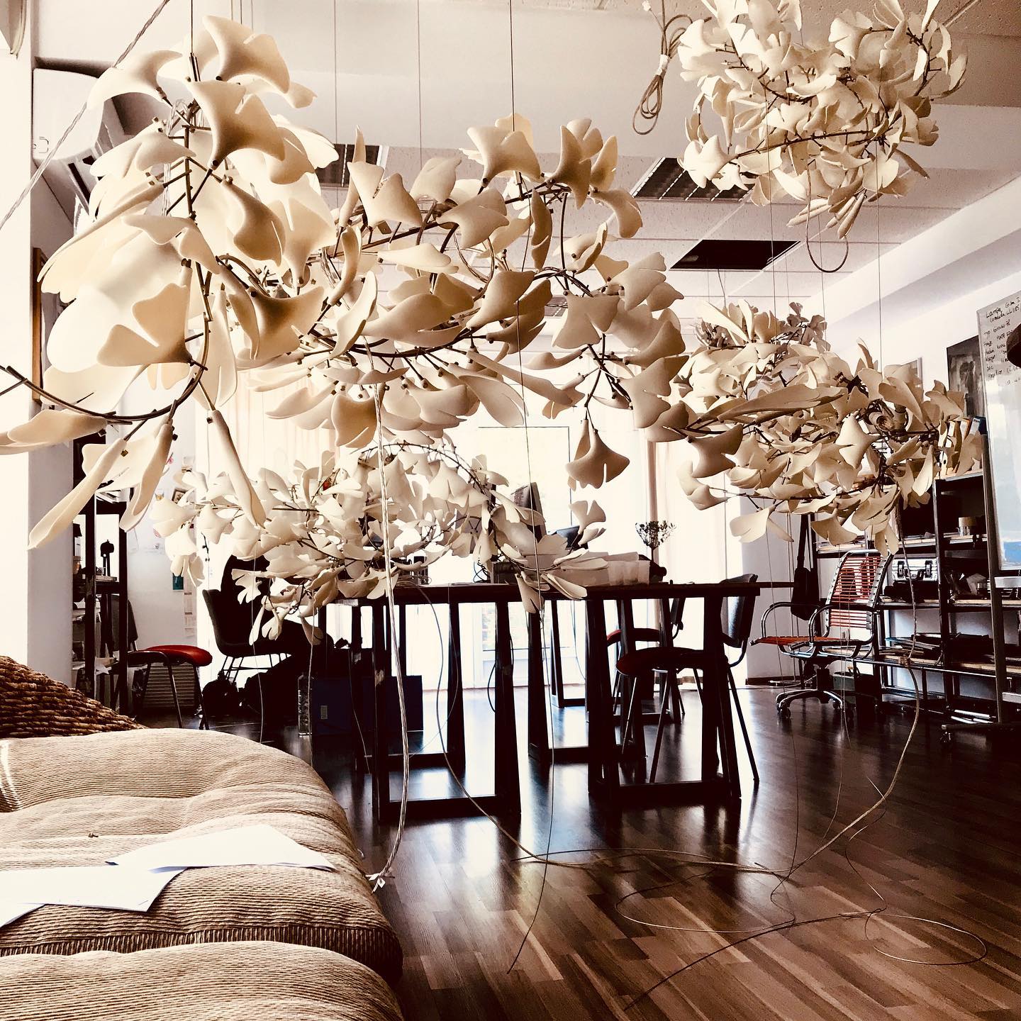 Olivia Keramik Gingko Blatt Kronleuchter-Letslighting