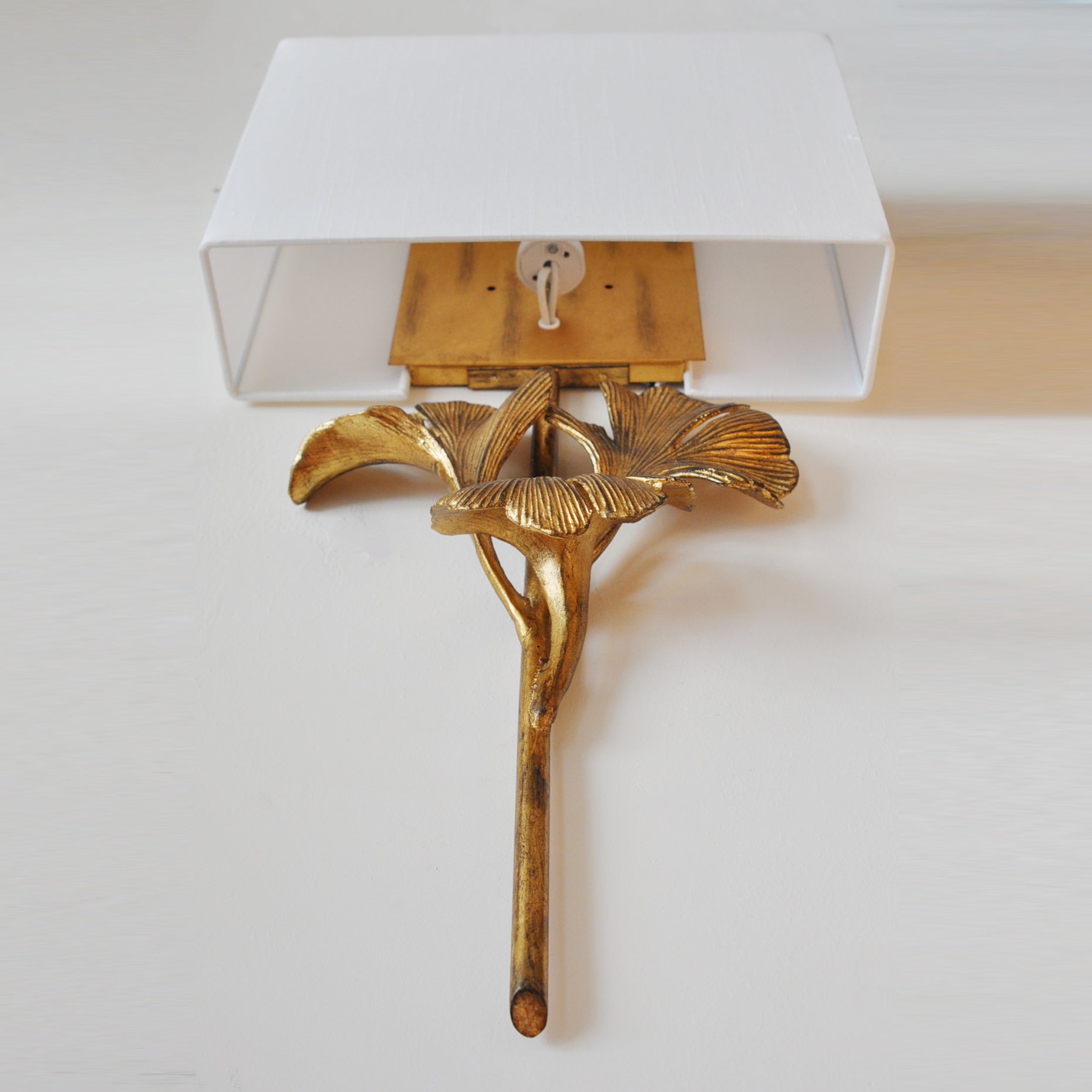 Velaeyra Wandleuchte aus Messinggewebe-Letslighting