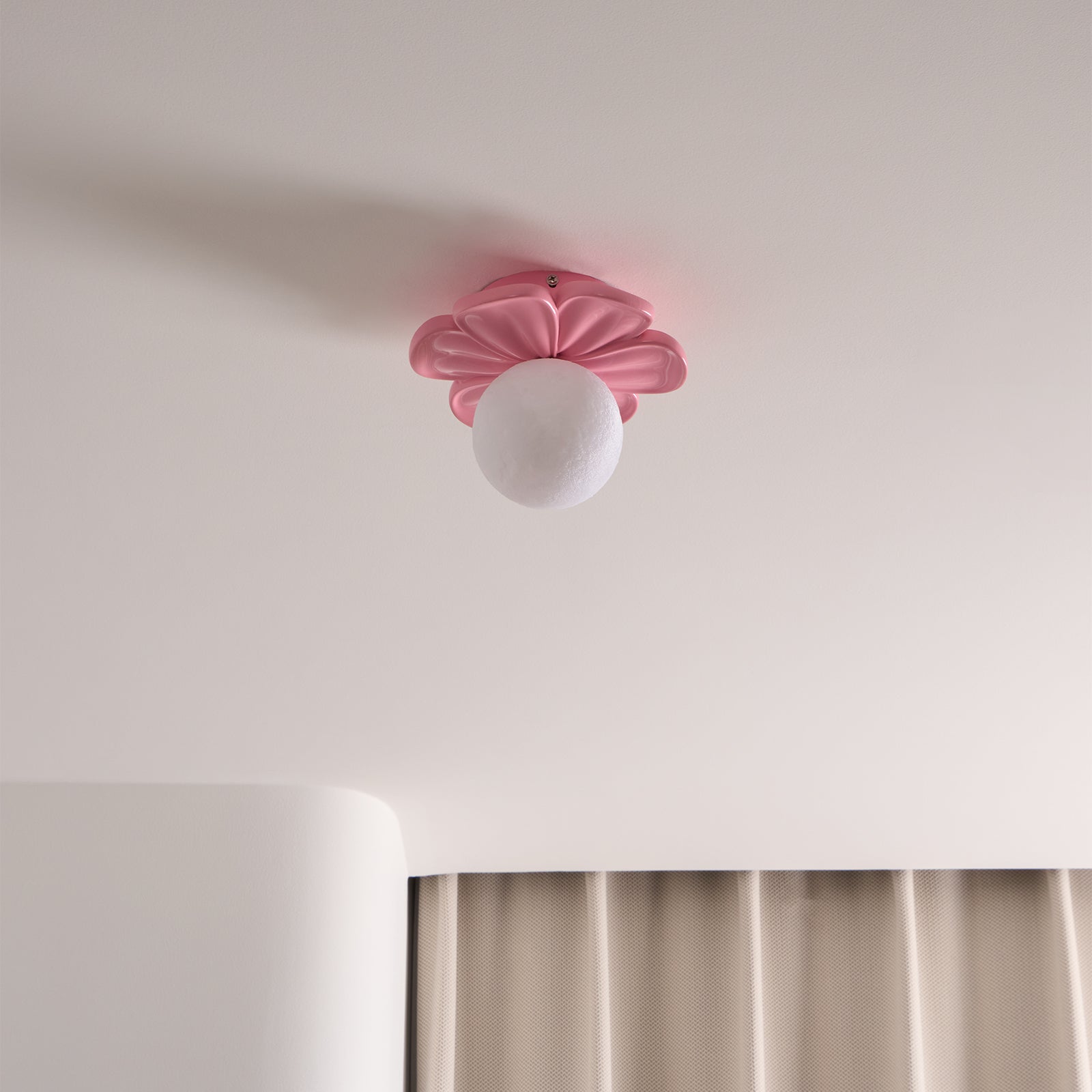 Quip Blumen-Deckenleuchte aus Harz-Letslighting
