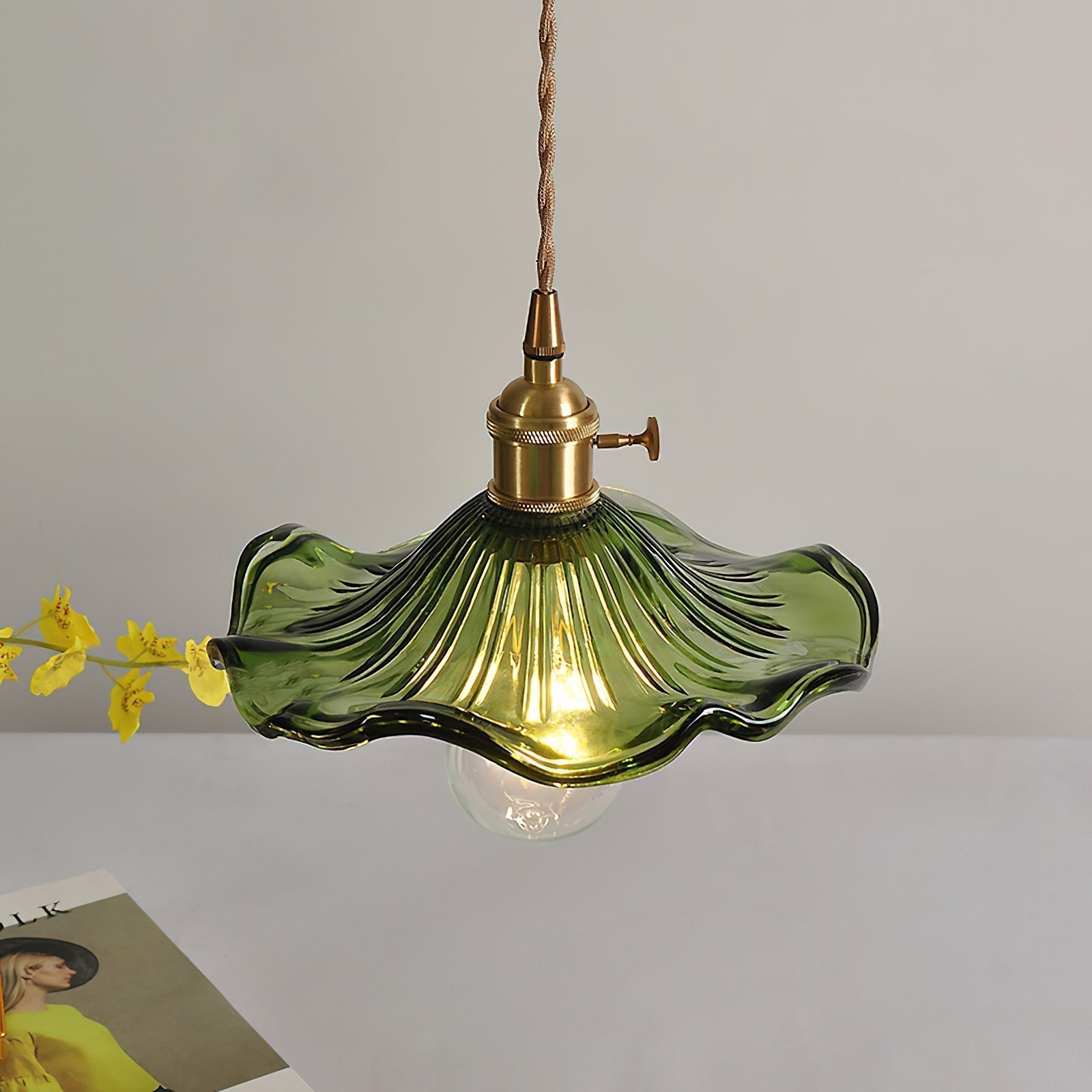 Glass Hibiscus Flower Pendant Light - Blowlighting