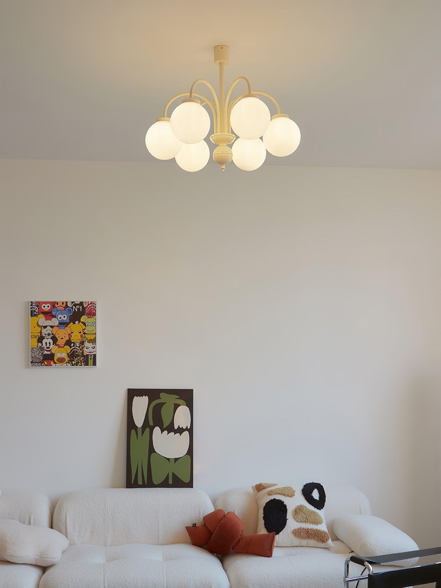 Lustra Kronleuchter Creme Glaskugeln-Letslighting