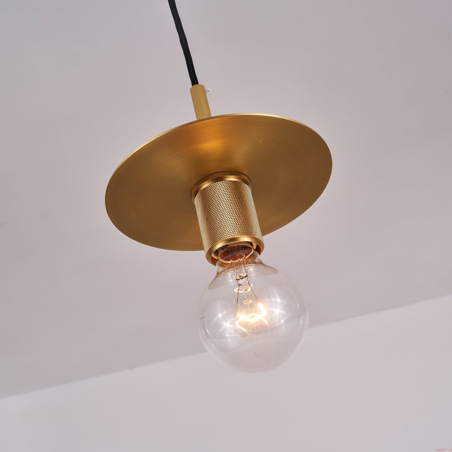 Gleam Brass Pendant Light - Blowlighting