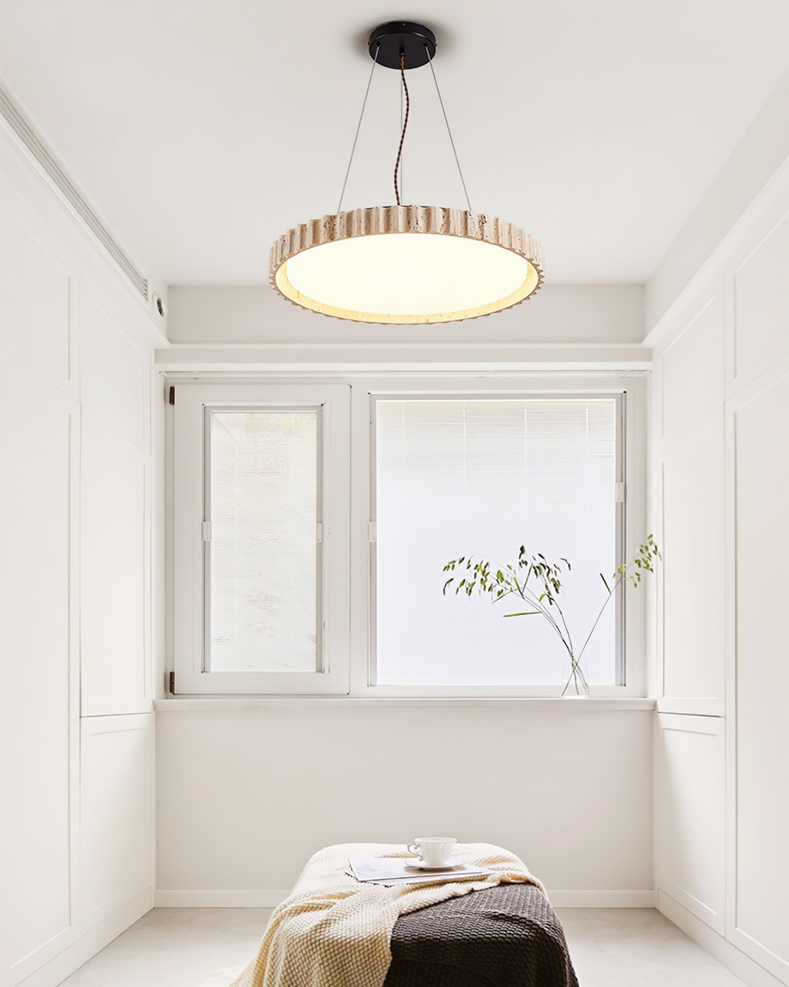 Elvenis Circular Travertine Pendant Light - Neutralighting