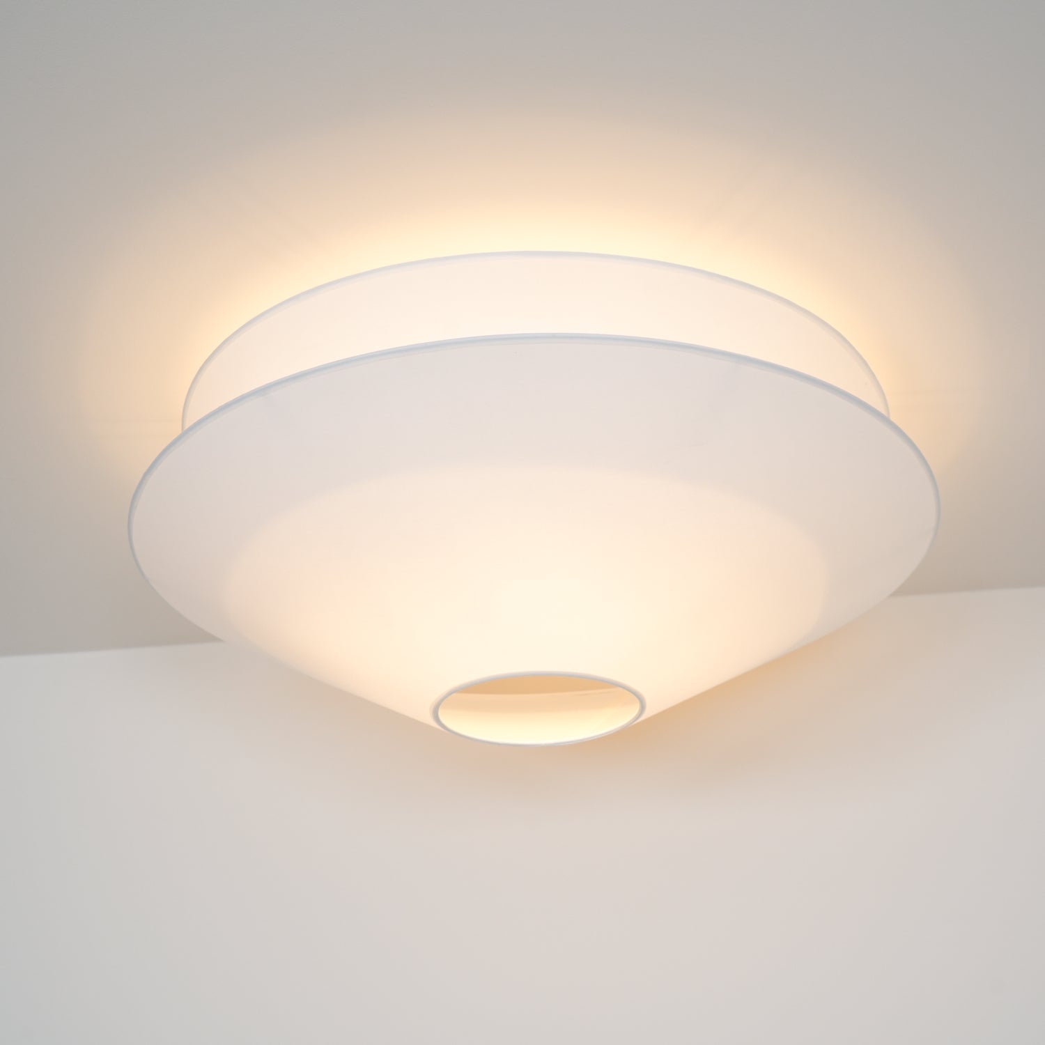 Gull Flushmount Ceiling Light - Blowlighting