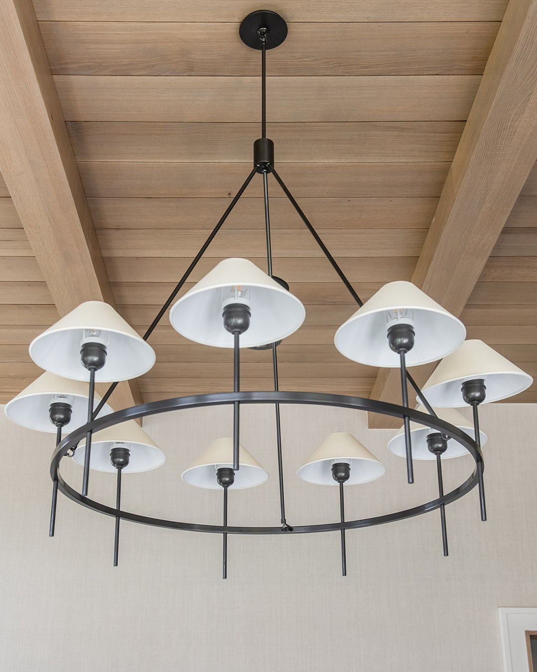Hackney Großer Vintage Industrie Messing-Stoff-Kronleuchter-Letslighting