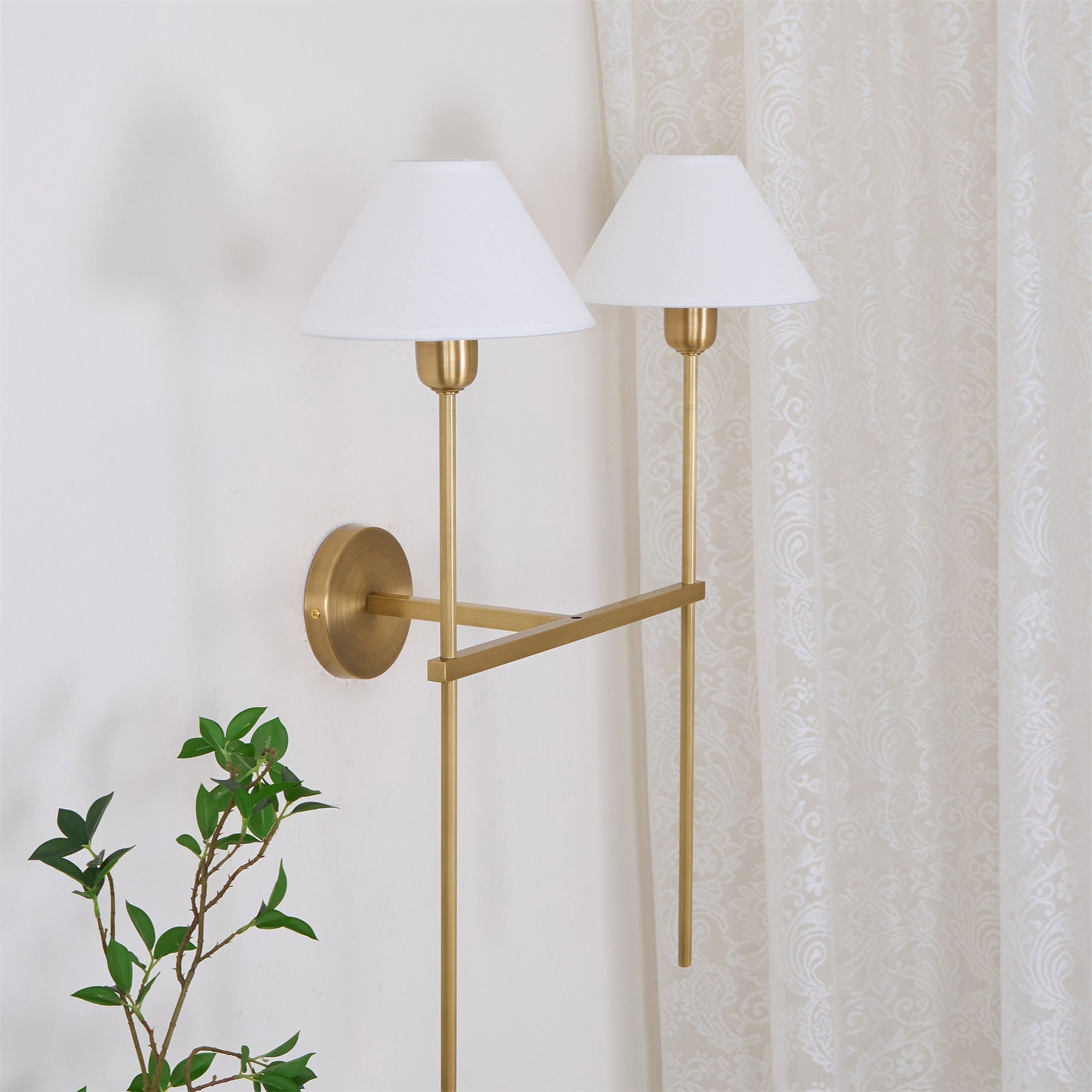 Zosilara Vintage Wandleuchte aus Messing mit Stoffbezug-Letslighting