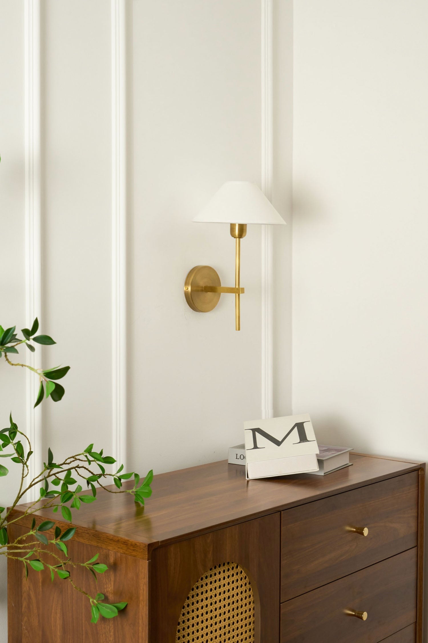 Zosilara Vintage Wandleuchte aus Messing mit Stoffbezug-Letslighting