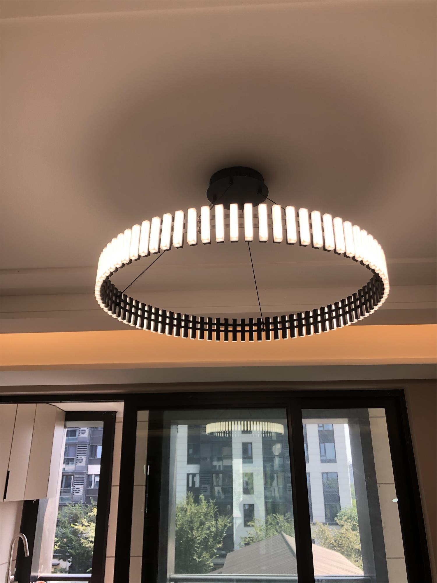 Rivo Stylis Hängende LED-Kronleuchter-Letslighting