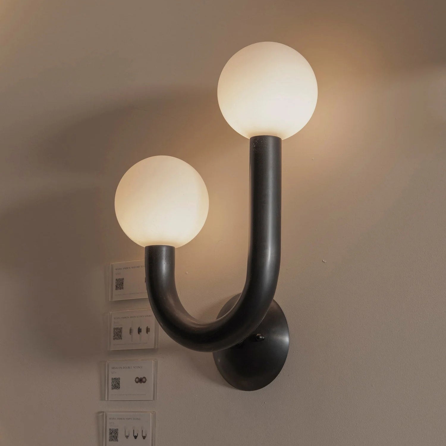 Zoshaos Moderne Wandleuchte aus Messing und Glas-Letslighting