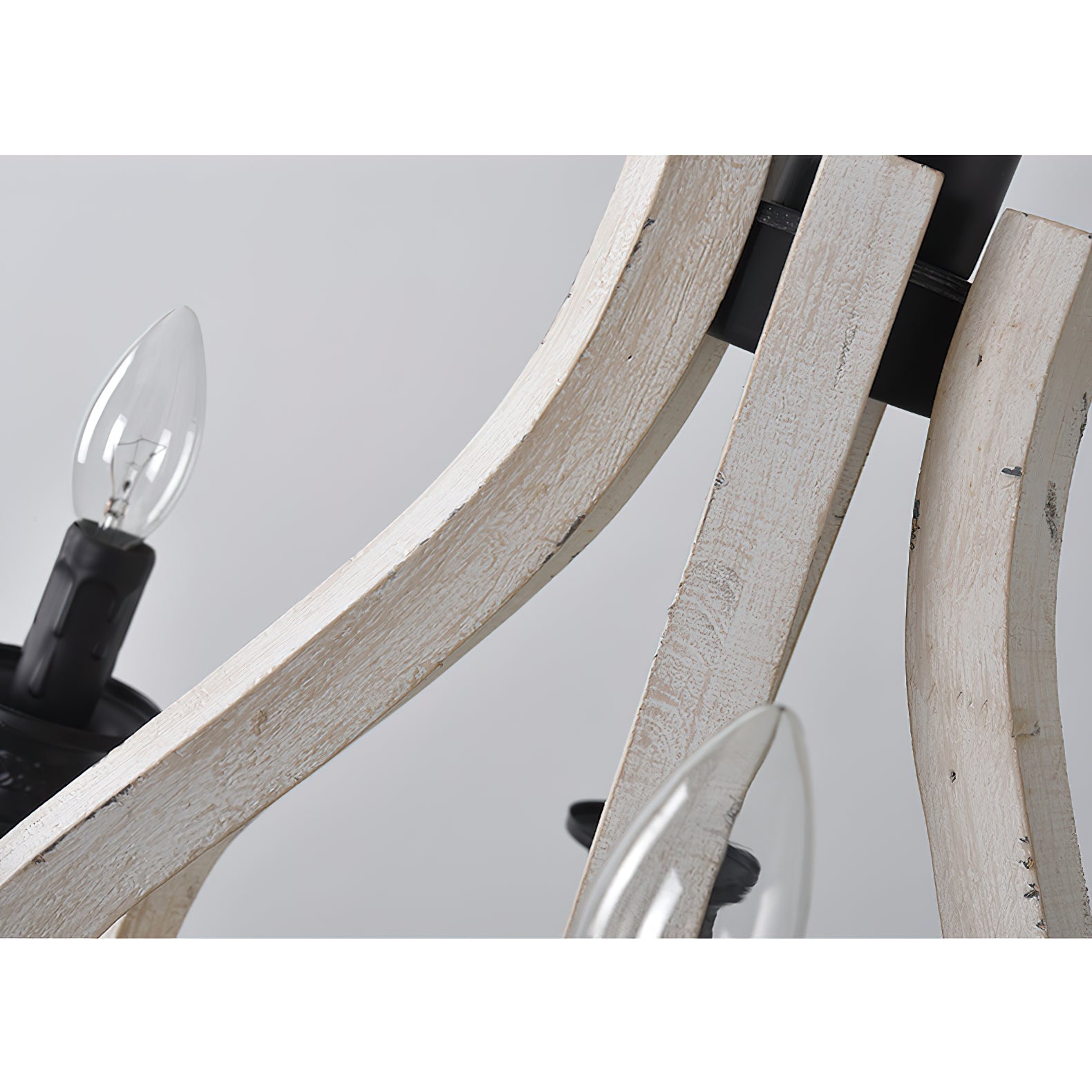 Ephaos Industrieller Vintage Kronleuchter aus Holz-Letslighting