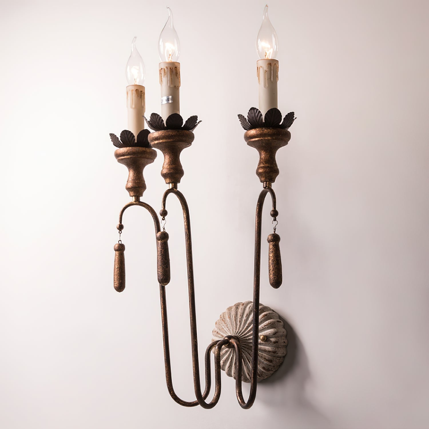 Avelaris Wandleuchte Holz Vintage Industrial-Letslighting