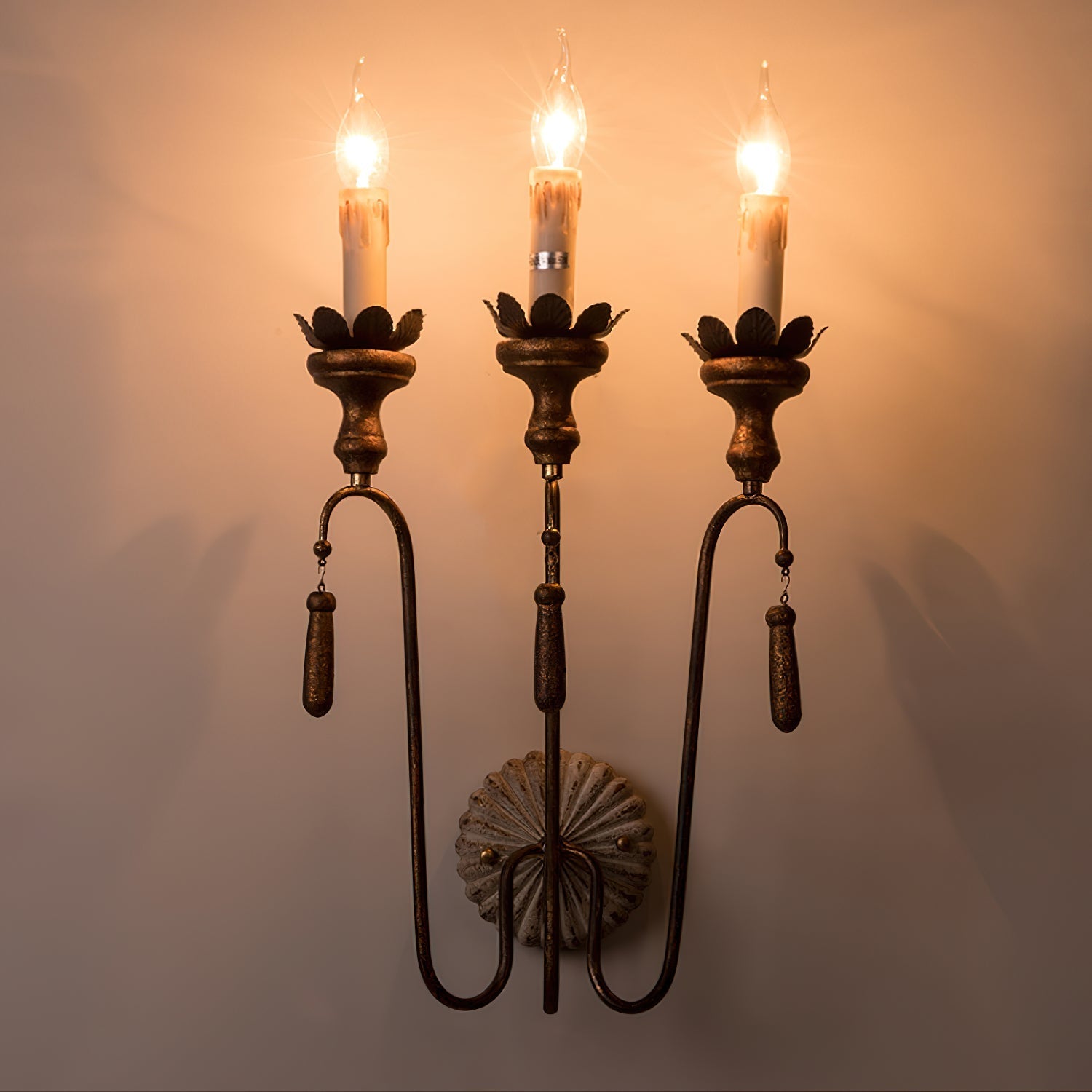 Avelaris Wandleuchte Holz Vintage Industrial-Letslighting
