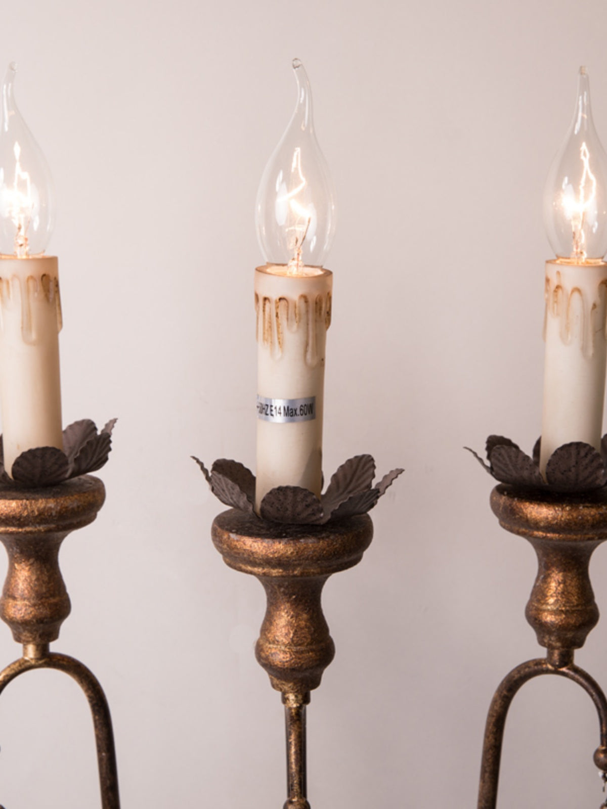 Avelaris Wandleuchte Holz Vintage Industrial-Letslighting