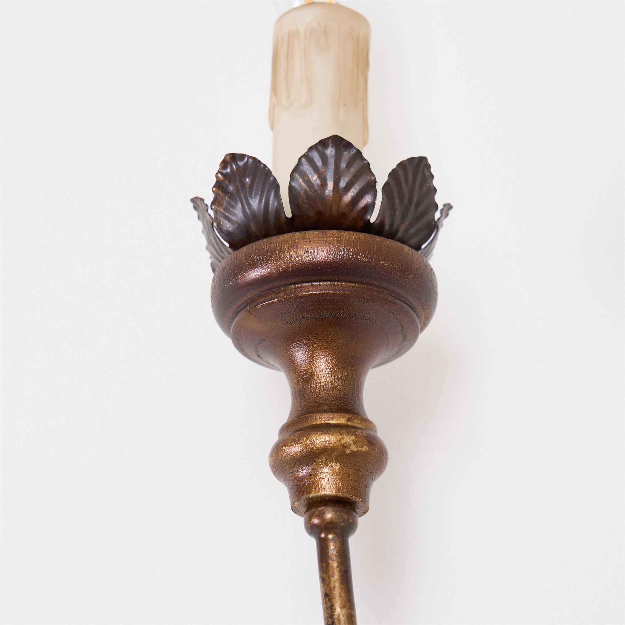 Avelaris Wandleuchte Holz Vintage Industrial-Letslighting