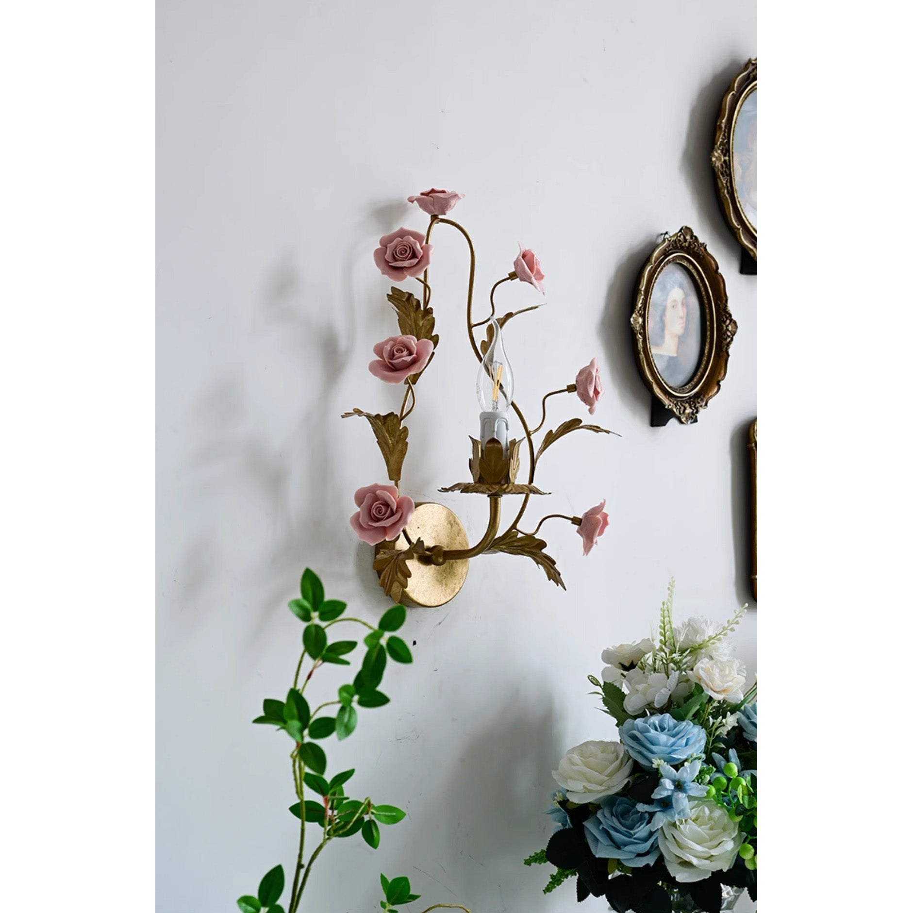 Orvara Florale Keramik-Wandleuchte-Letslighting