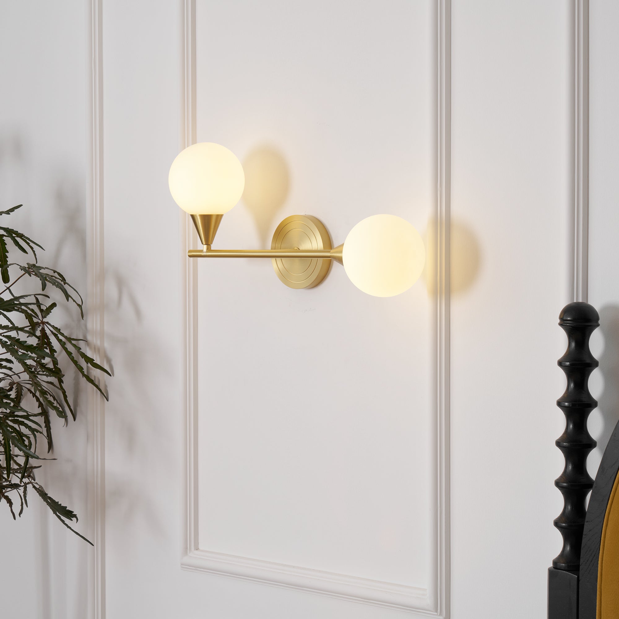 Holten Verstellbare Messing-Glas Wandleuchte-Letslighting