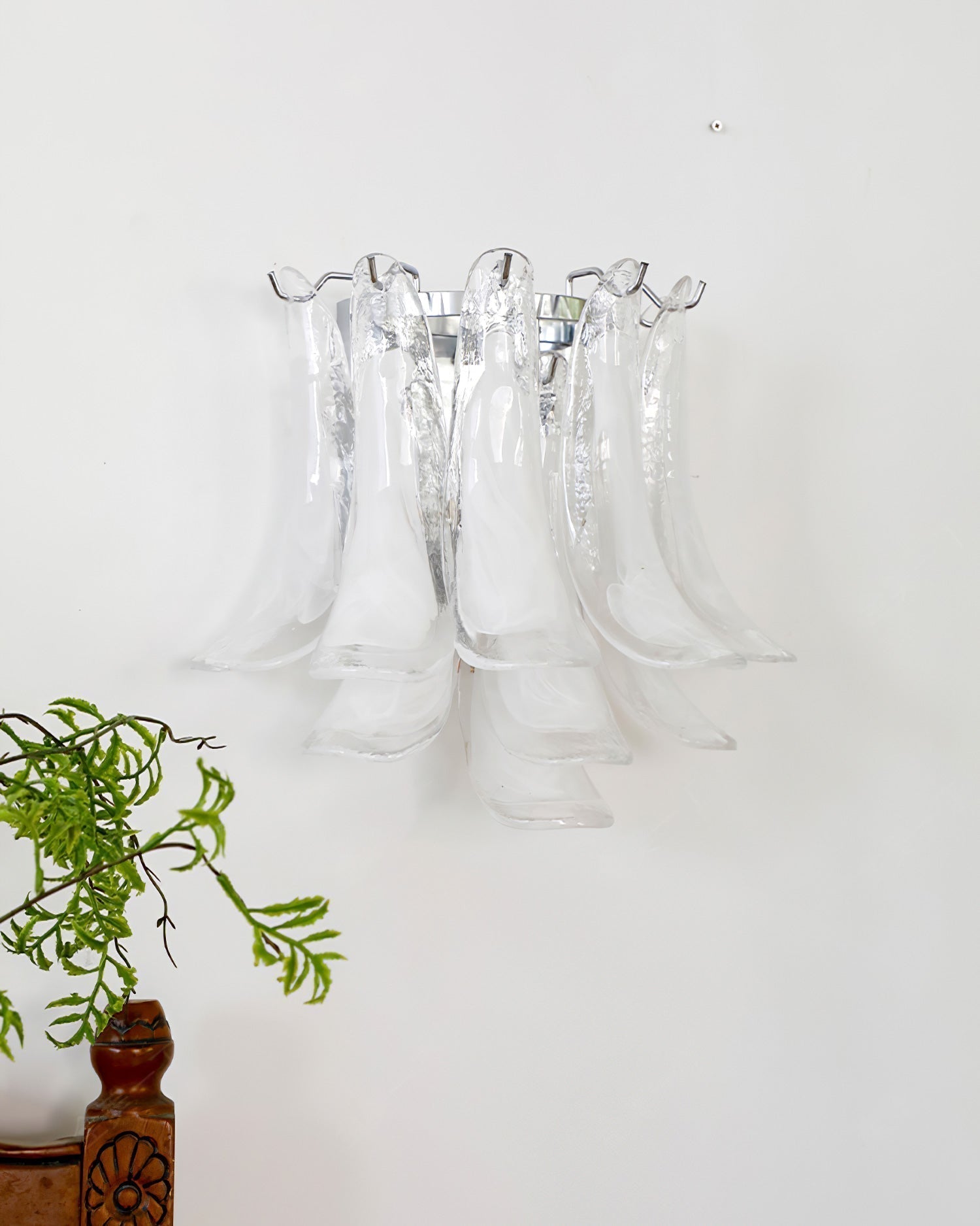 Aurora Wall Lamp Petal Glass Horseshoe Shaped Minimalist - Neutralighting