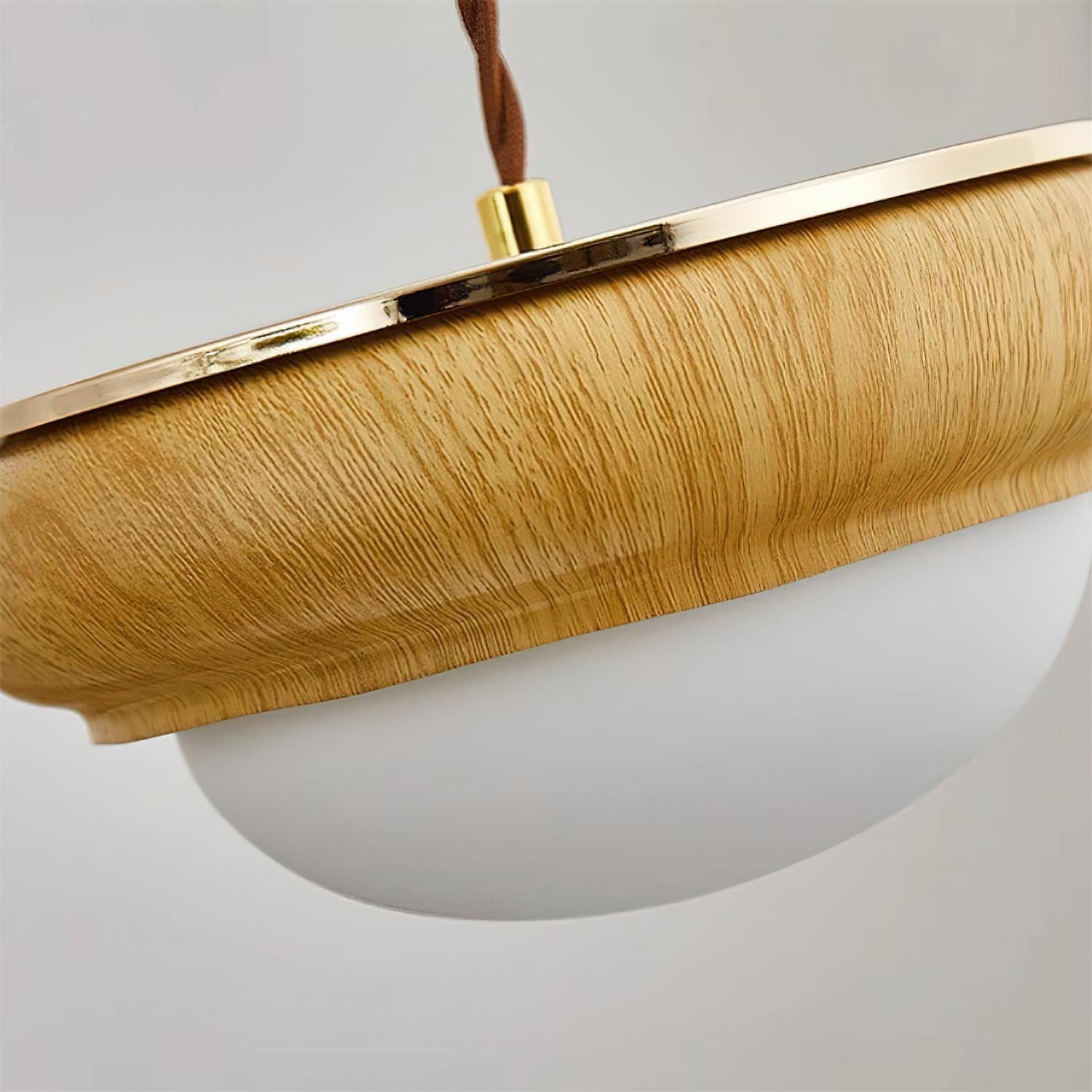 Quillon Pendelleuchte Modern Holzring Mattglas Kugelschirm-Letslighting