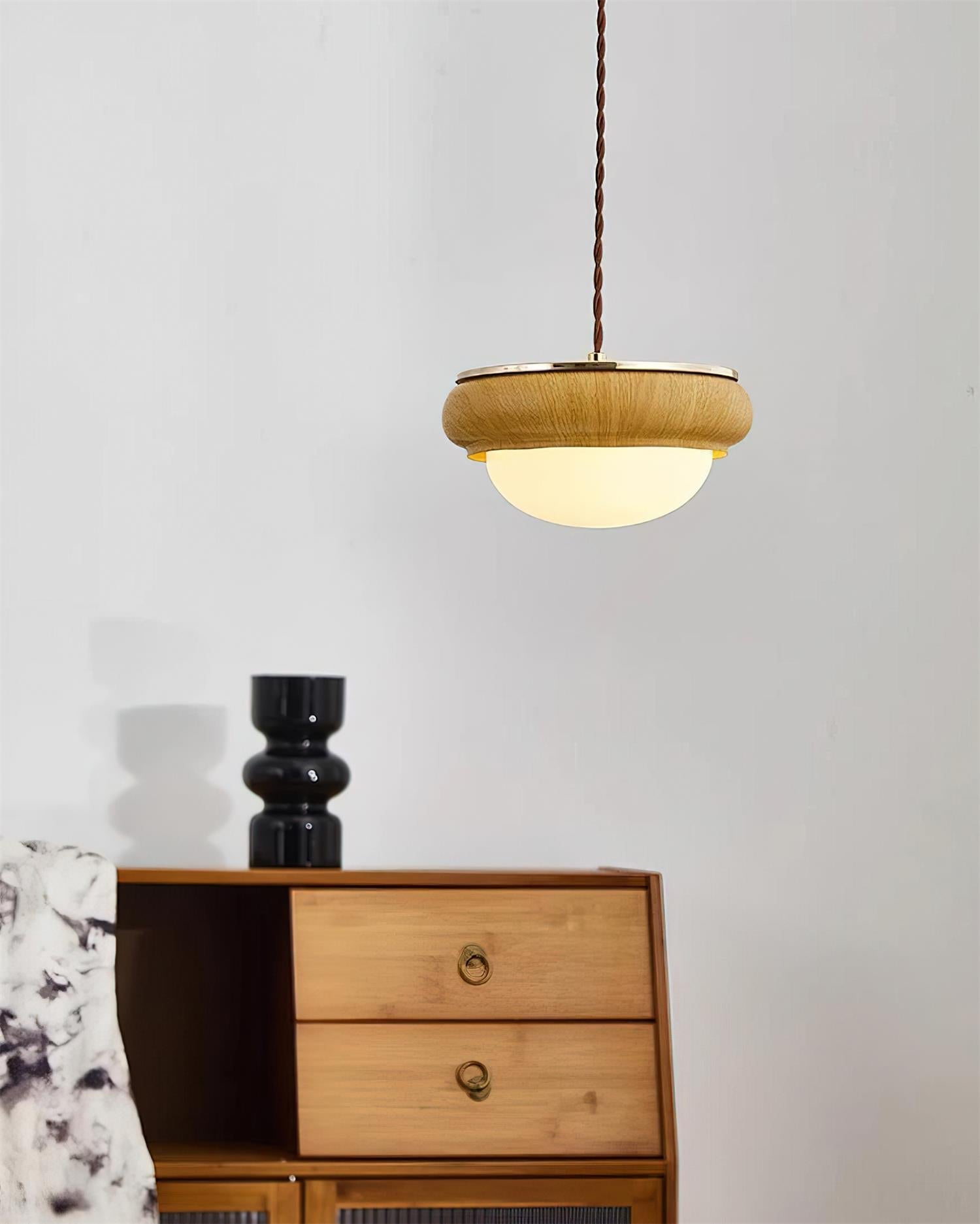 Quillon Pendelleuchte Modern Holzring Mattglas Kugelschirm-Letslighting