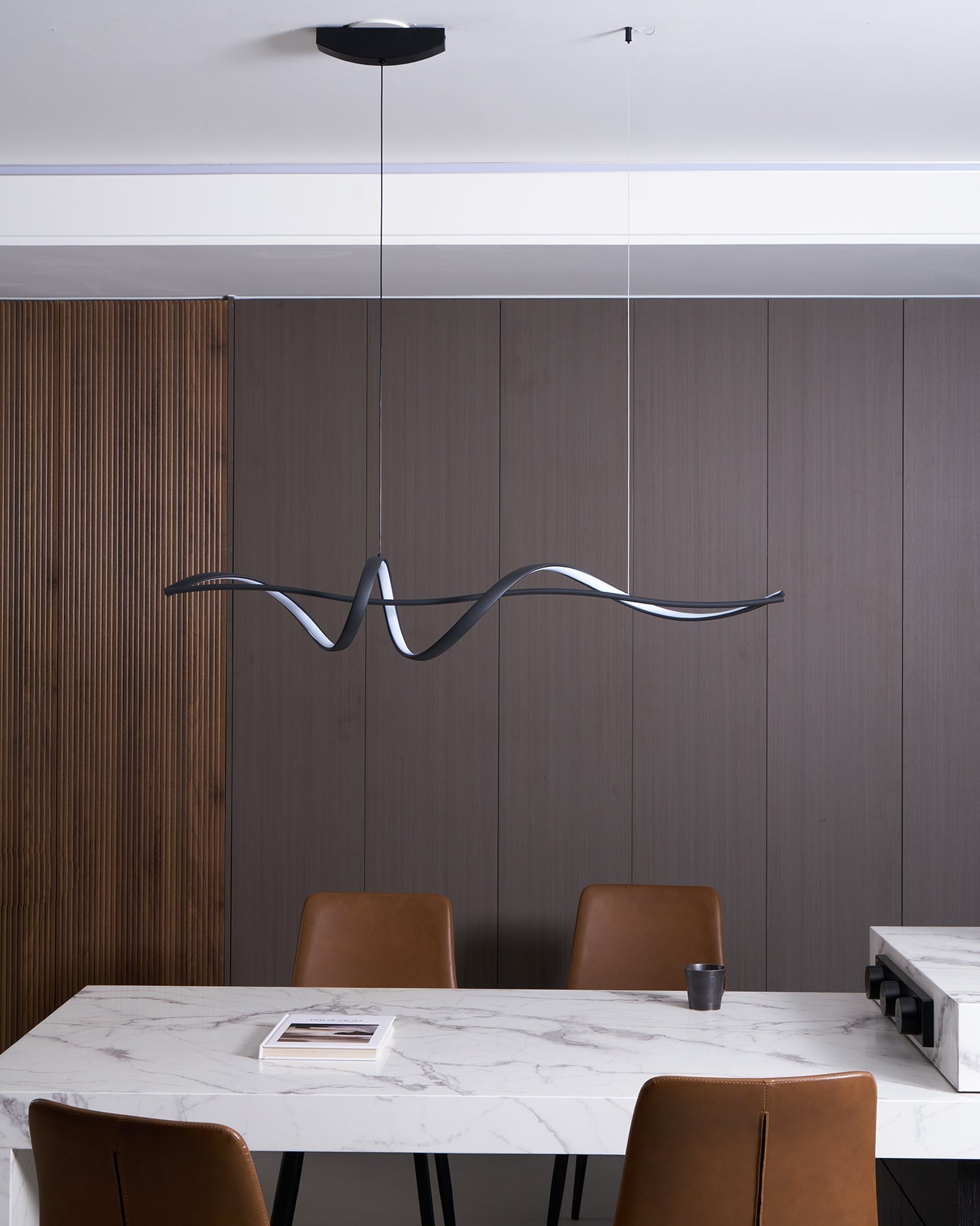 Aveline Moderne Schwarze LED Wellen-Pendelleuchte-Letslighting