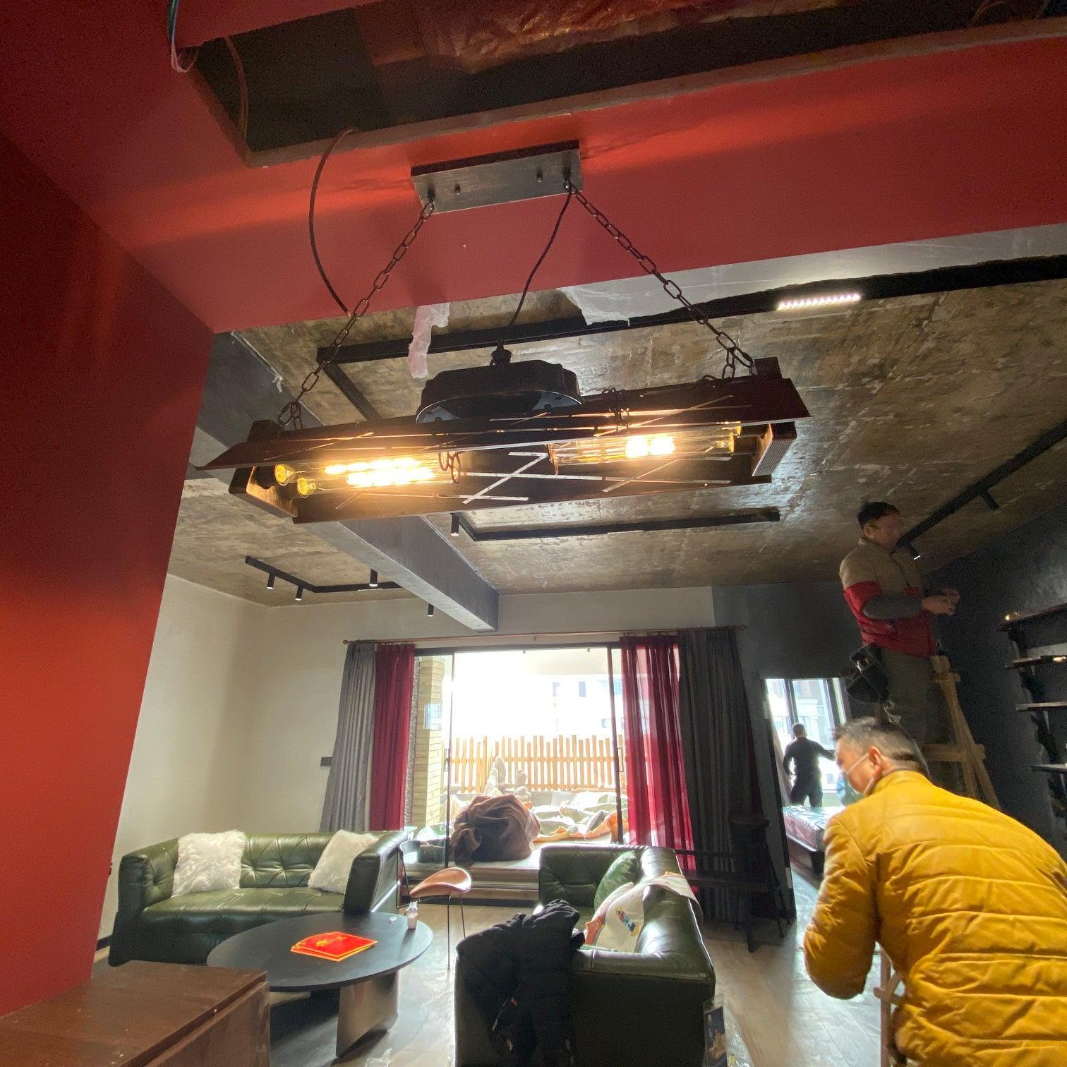 Noah Industrieller Steampunk-Kronleuchter