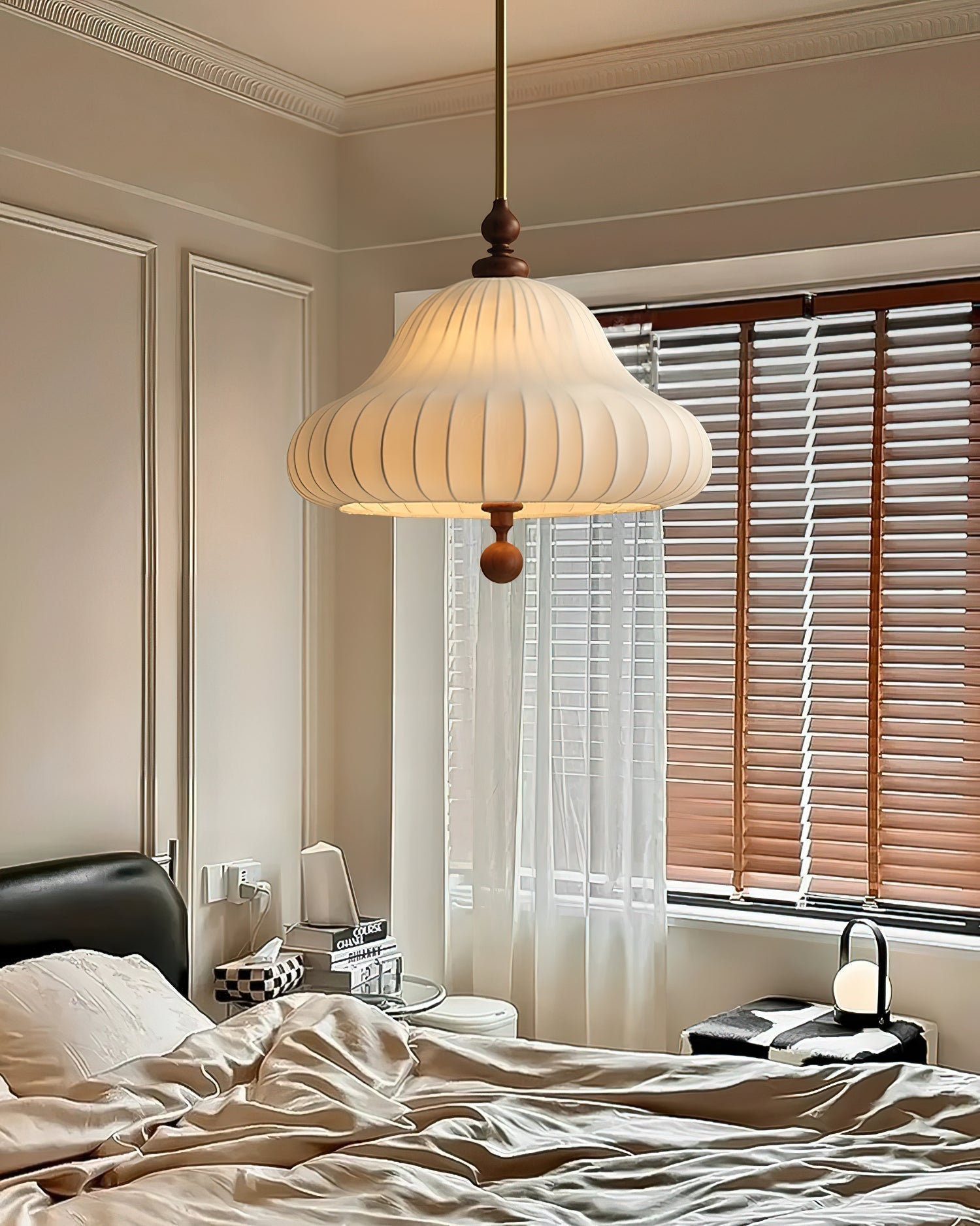 Solara Pendelleuchte Blütenform Messing-Letslighting