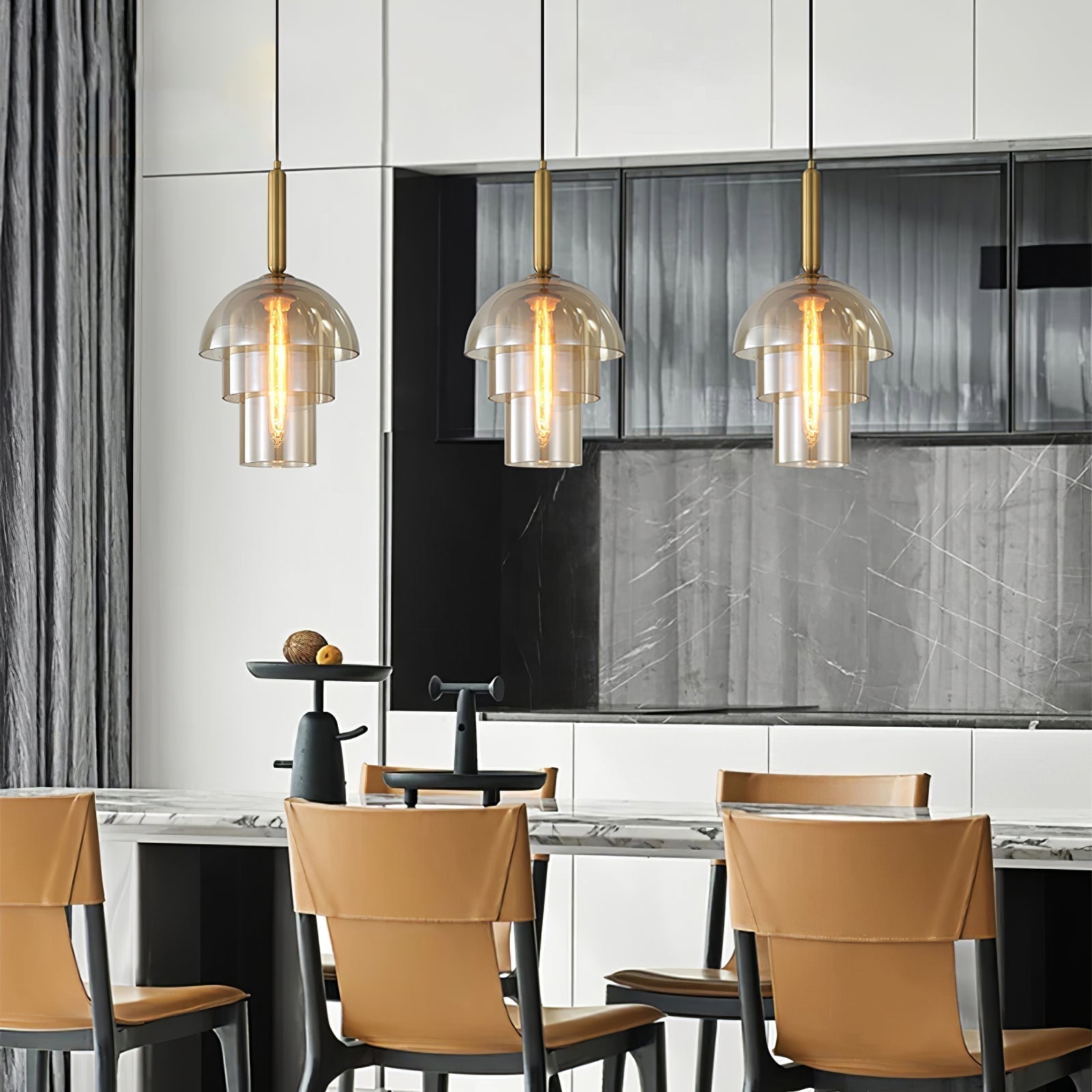 Solara Pendelleuchte Glas Cognac Kuppel Messing Mid Century-Letslighting