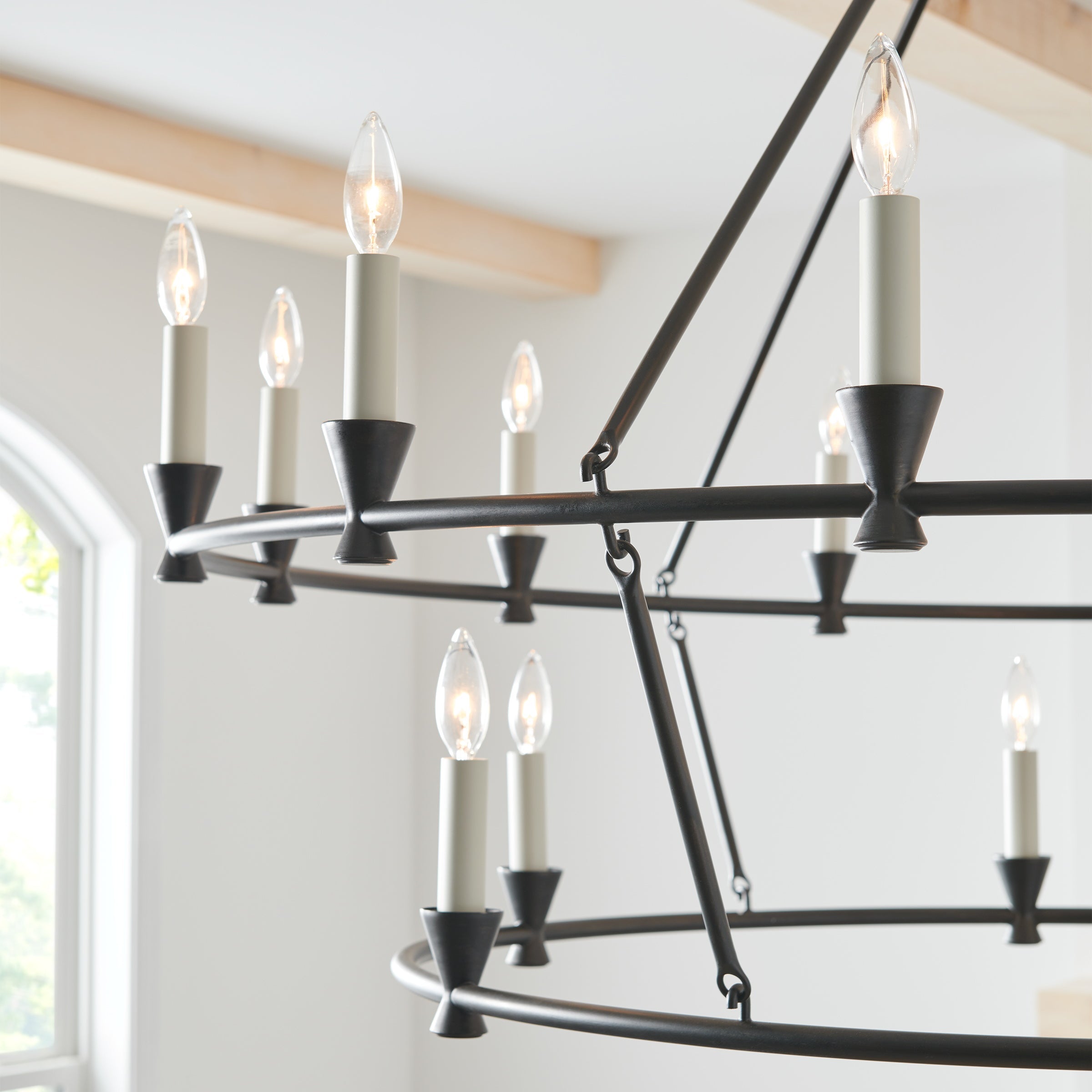 Ovyneth Industrieller Vintage Kronleuchter aus Messing-Letslighting