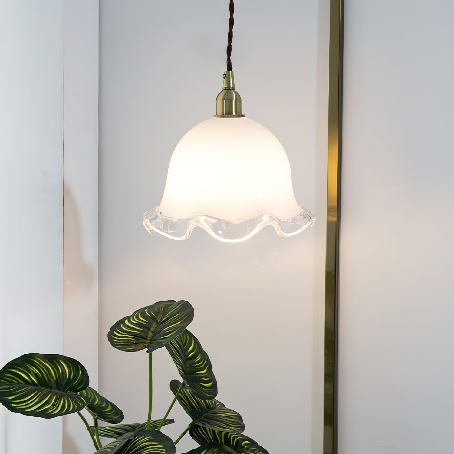 Allirora Premium Elegance Brass Glass Pendant Lamp - Letslighting