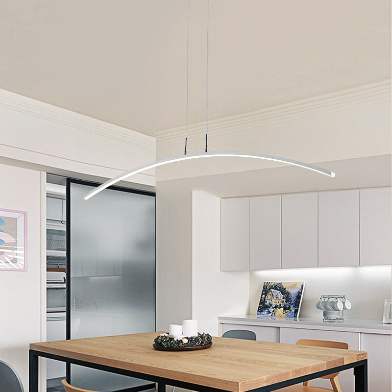 Arisha Modern Minimalist Linear LED Pendelleuchte Schwarz/Weiß Esszimmer Metall