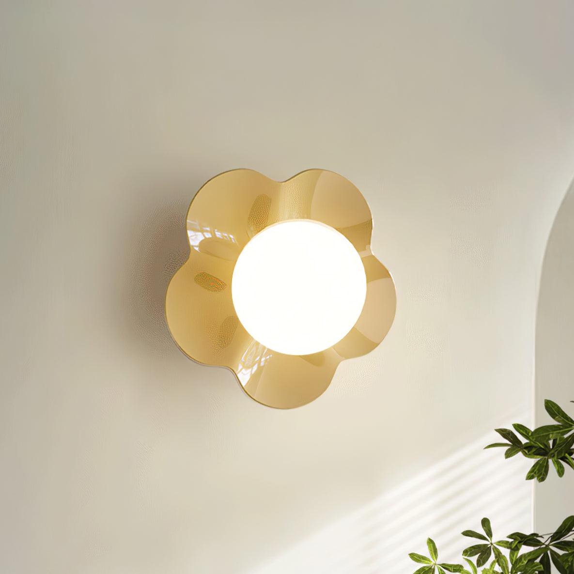 Petalia Wall Lamp - Letslighting