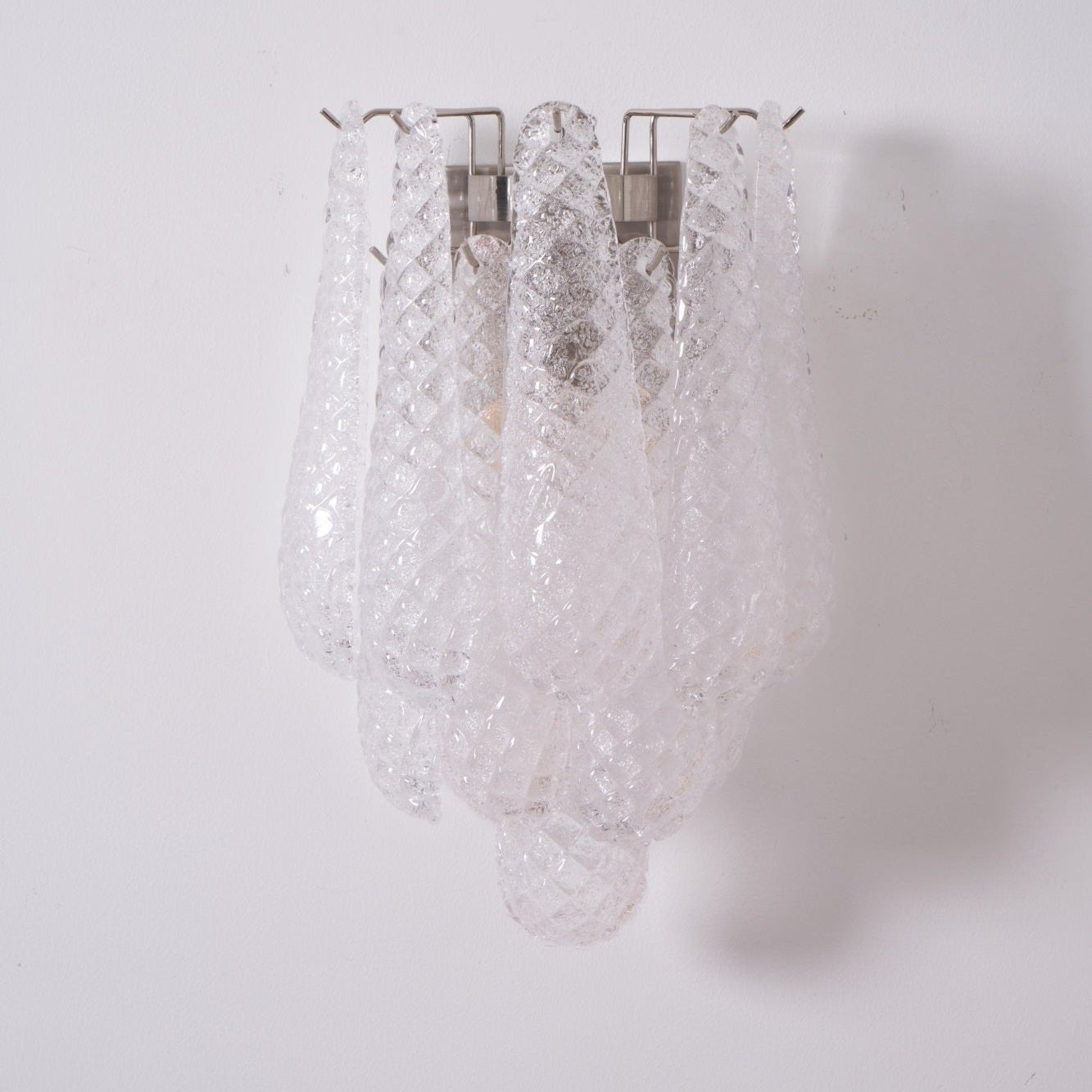 Aurora Wall Lamp Pink Teardrop Glass Floral Artistic - Neutralighting