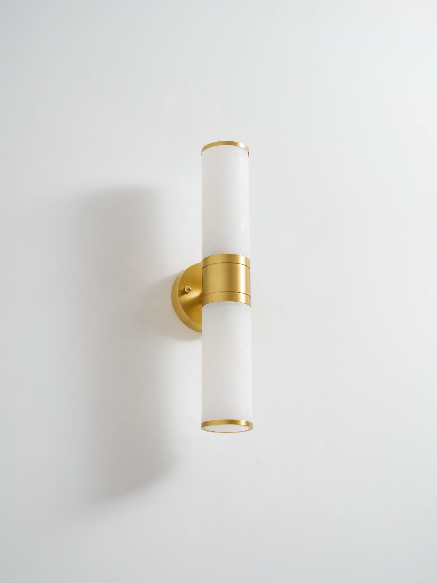 Kaia Minimalist Alabaster Wall Lamp - Neutralighting