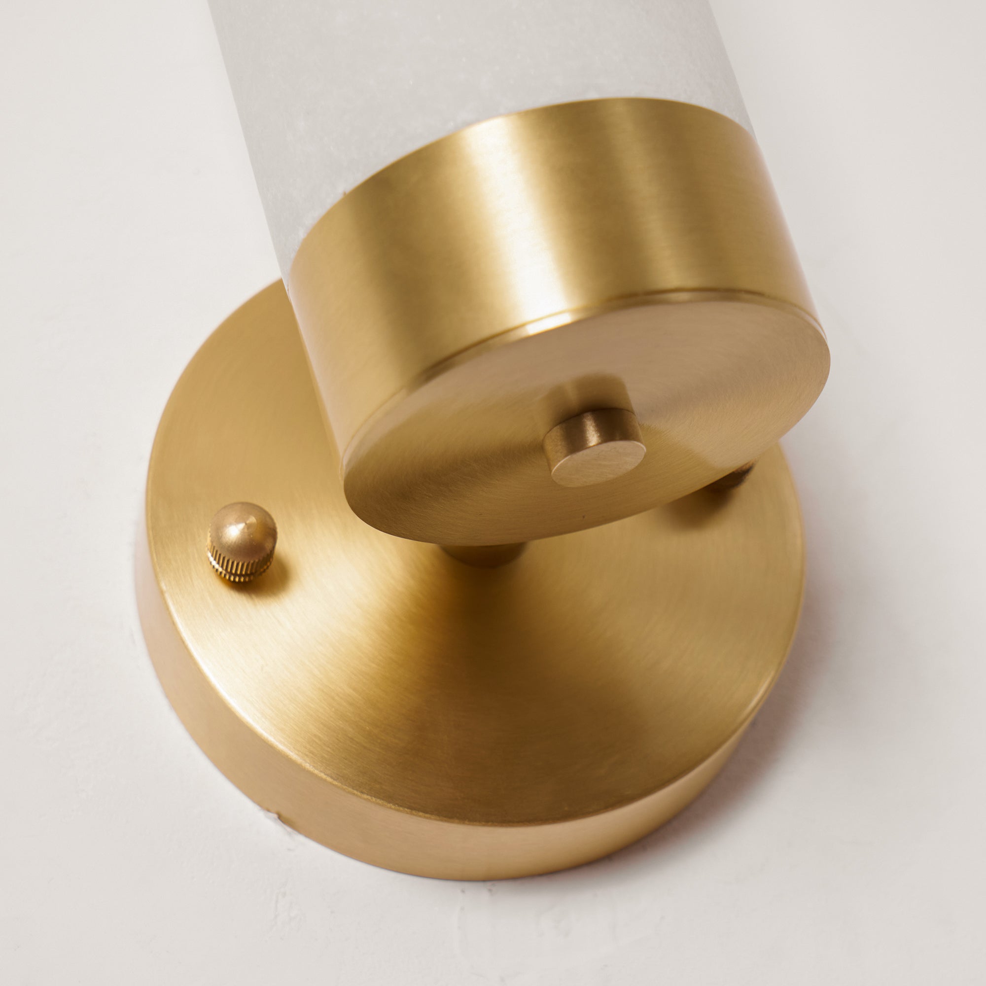 Olvynis Modern Minimalist Brass Alabaster Wall Lamp - Letslighting