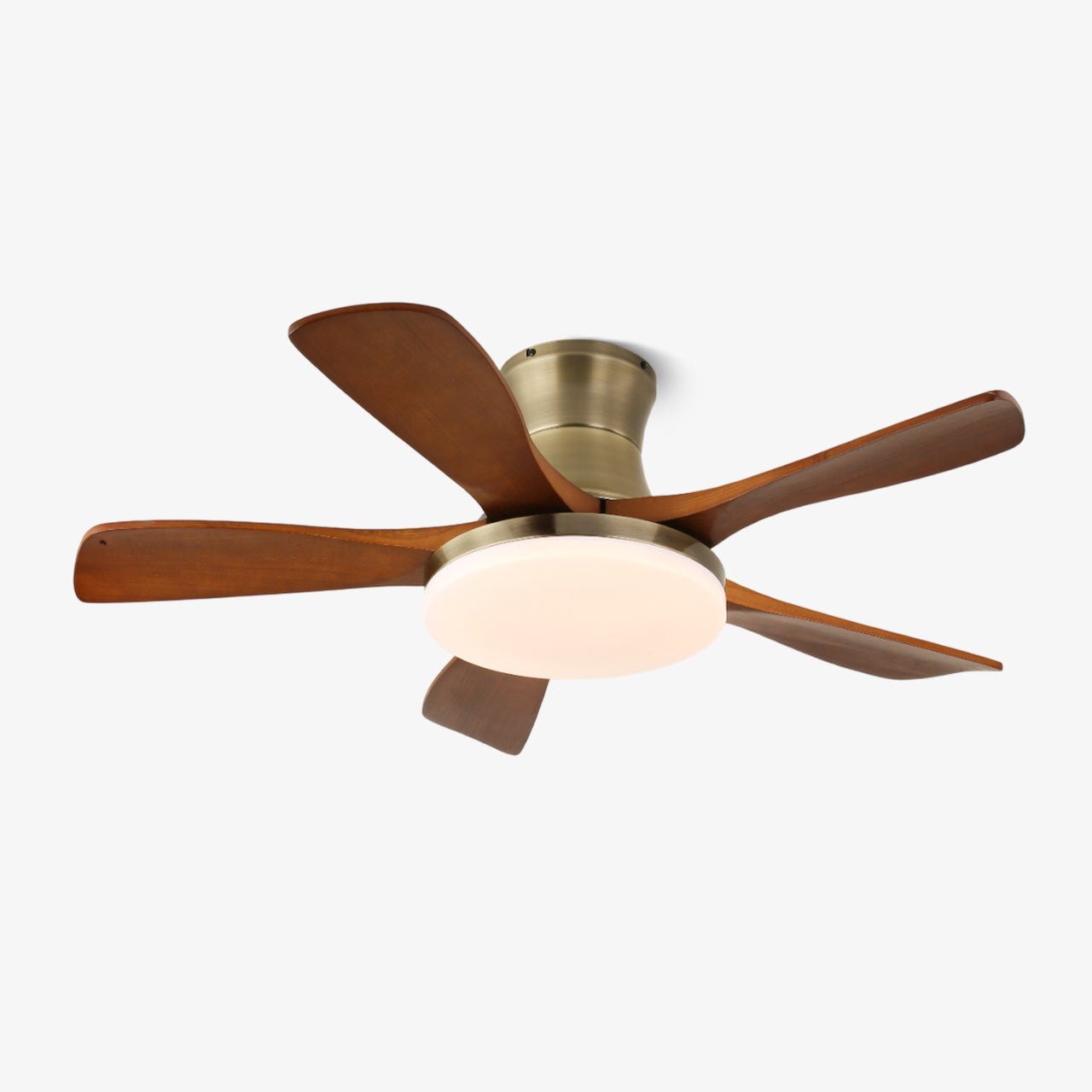 Brevo Deckenventilatorleuchte mit warmen Holzflügeln und integrierter LED, die einen modernen Wohnraum beleuchtet.