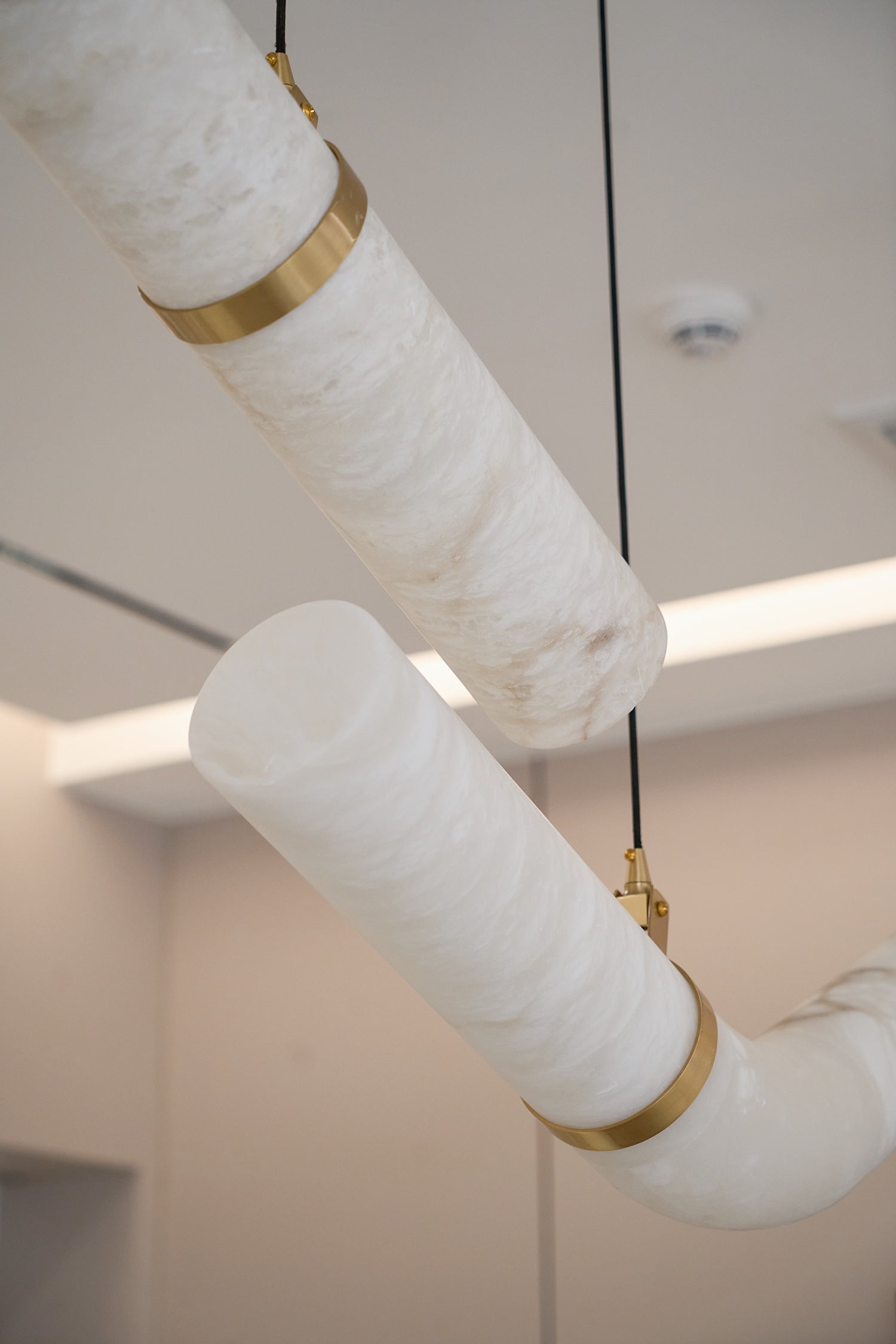 Errina Minimalist Premium Elegance Alabaster Pendant Light - Letslighting