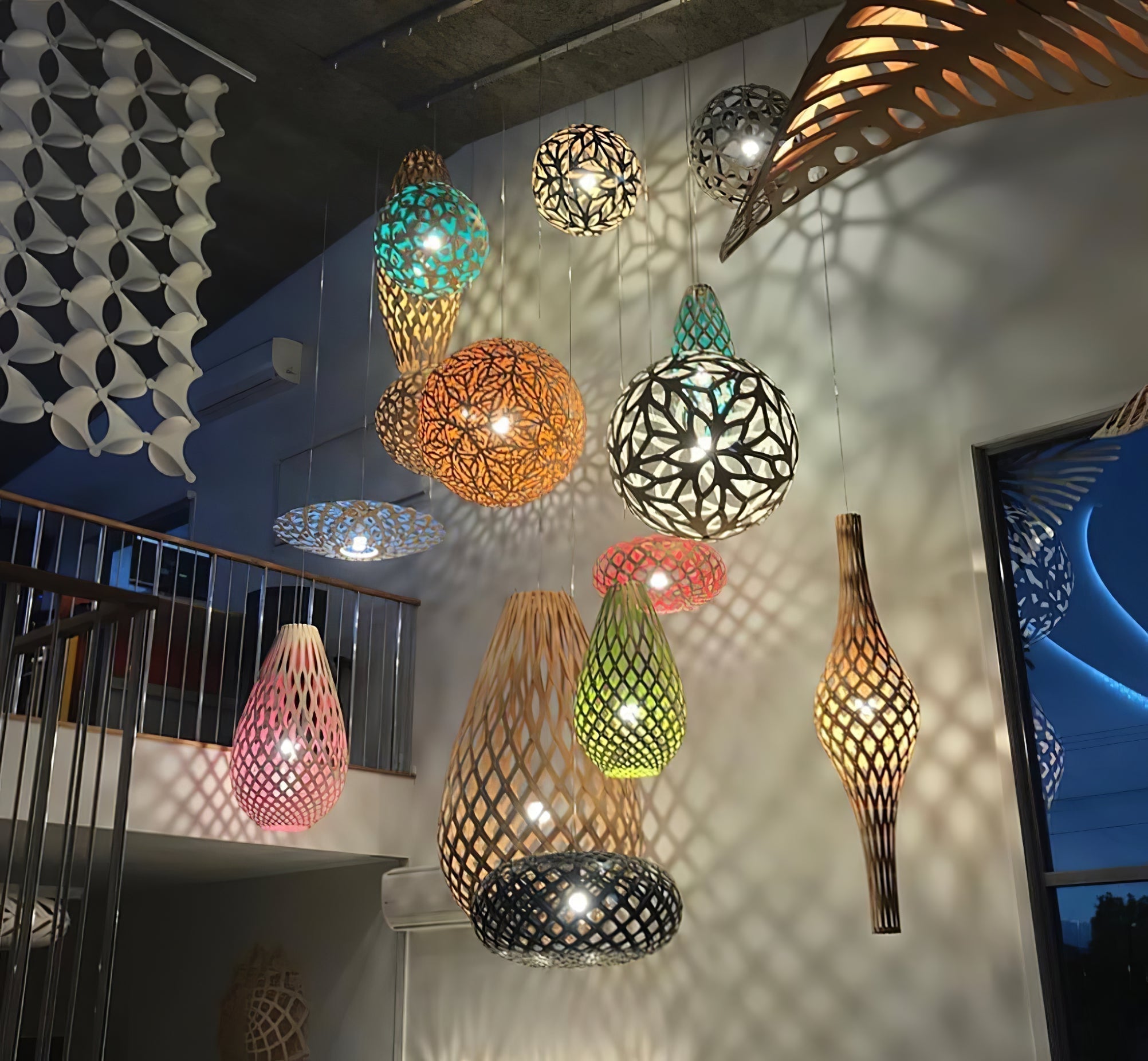 Lustra Pendelleuchte Geometrisch Holz Gewebt-Letslighting