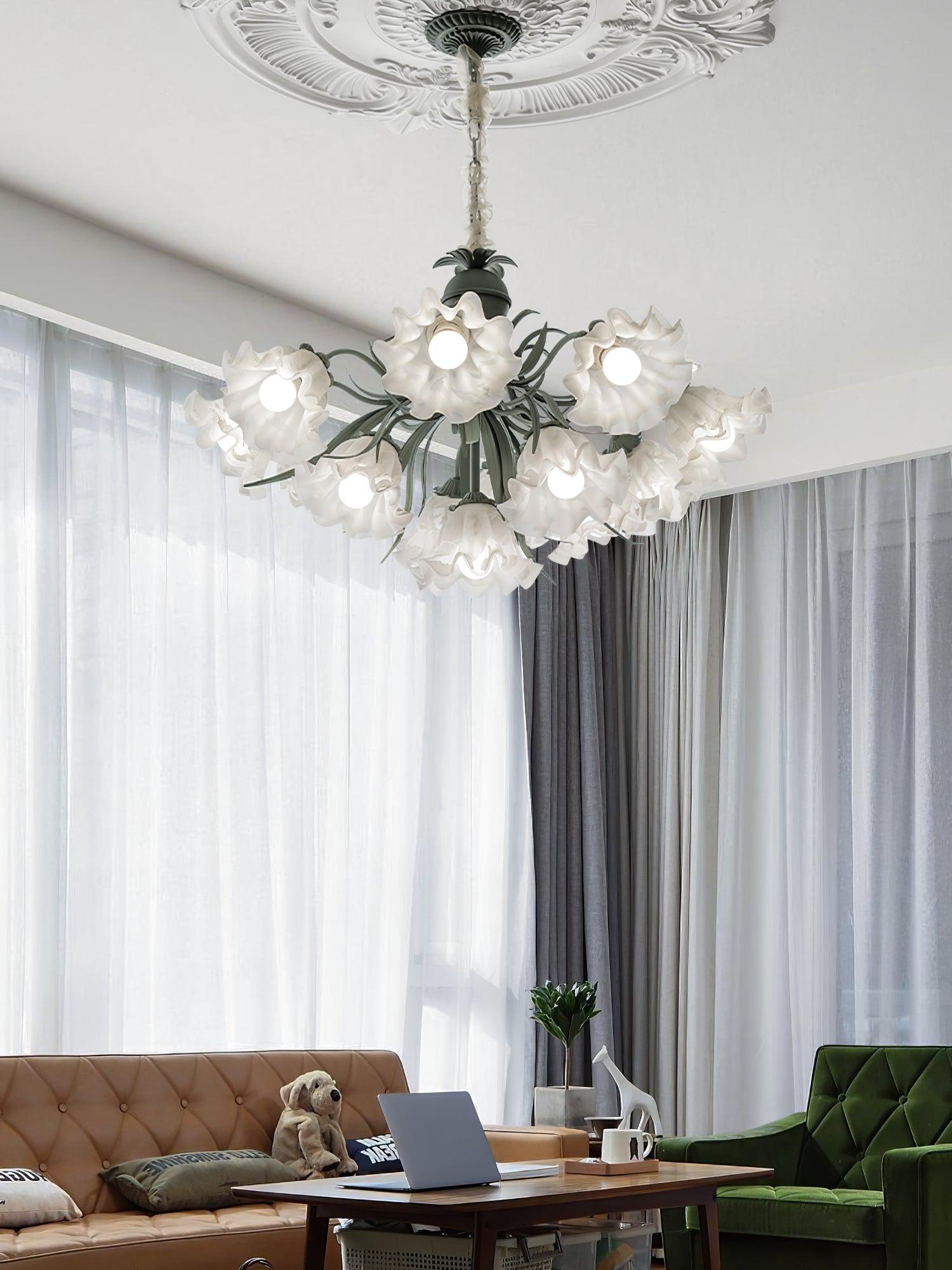 Lustra Kronleuchter Blume mit Blütenblättern und Blättern-Letslighting