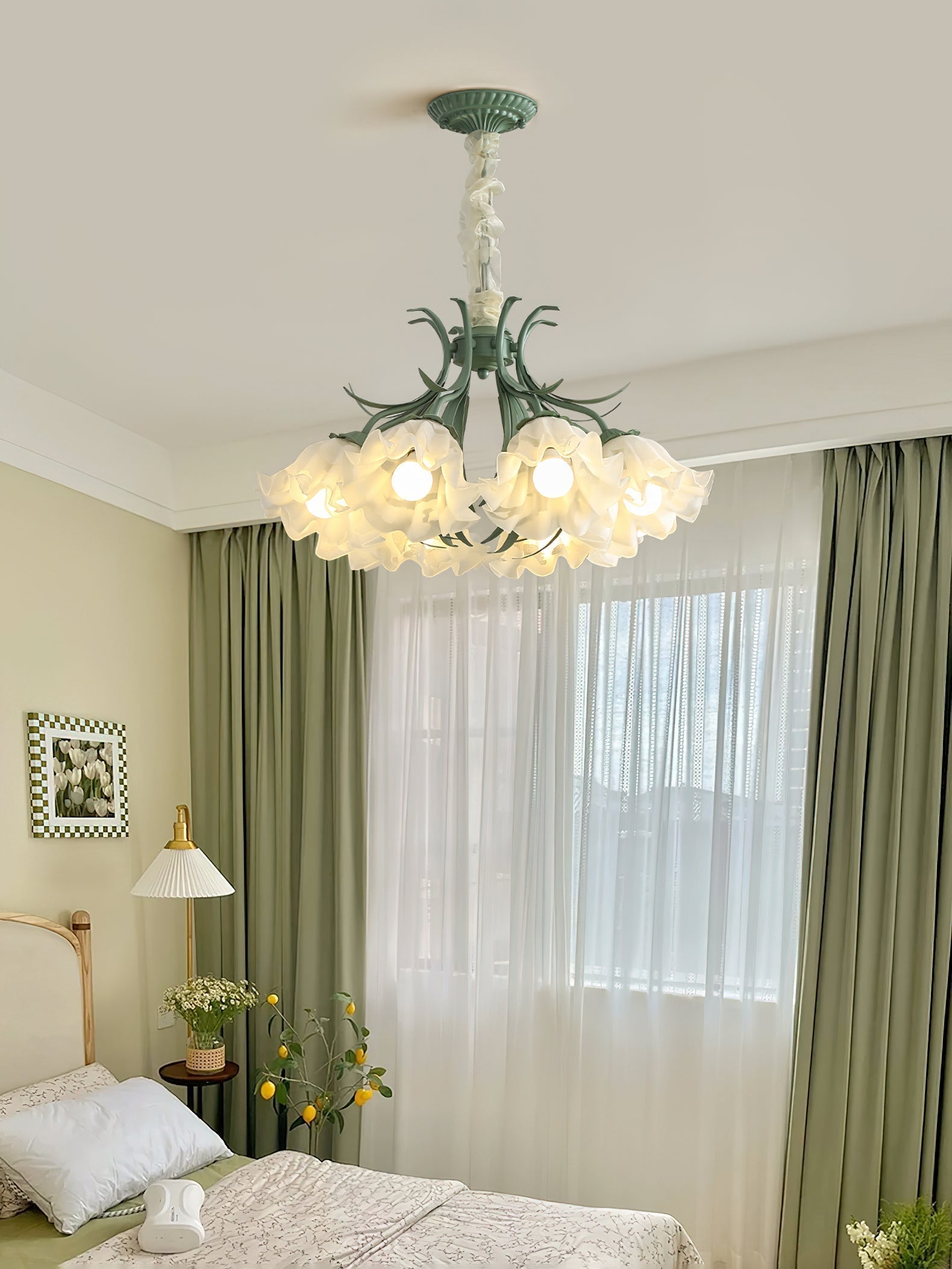 Lustra Kronleuchter Blume mit Blütenblättern und Blättern-Letslighting