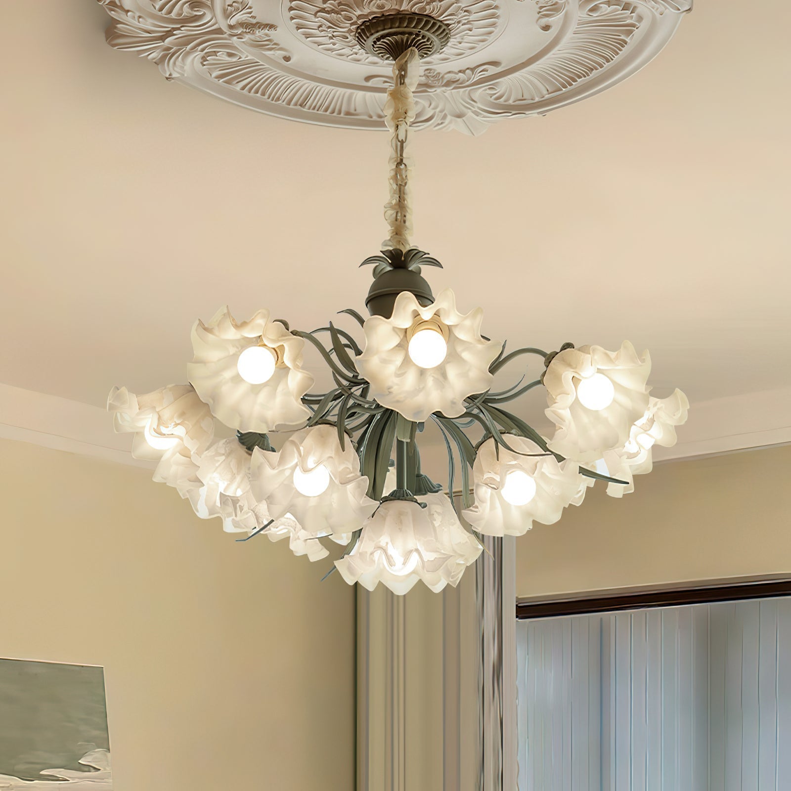 Lustra Kronleuchter Blume mit Blütenblättern und Blättern-Letslighting