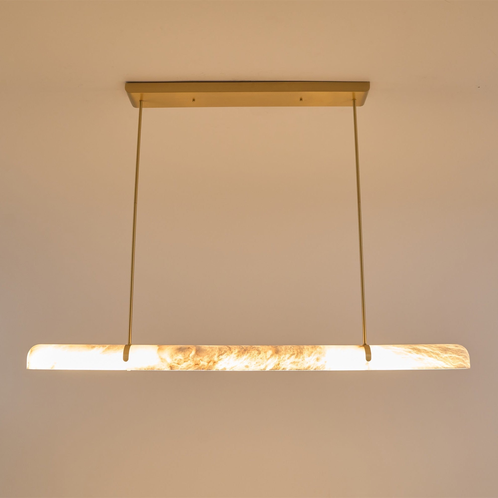 Ilraea Linear Alabaster Pendant Light - Neutralighting