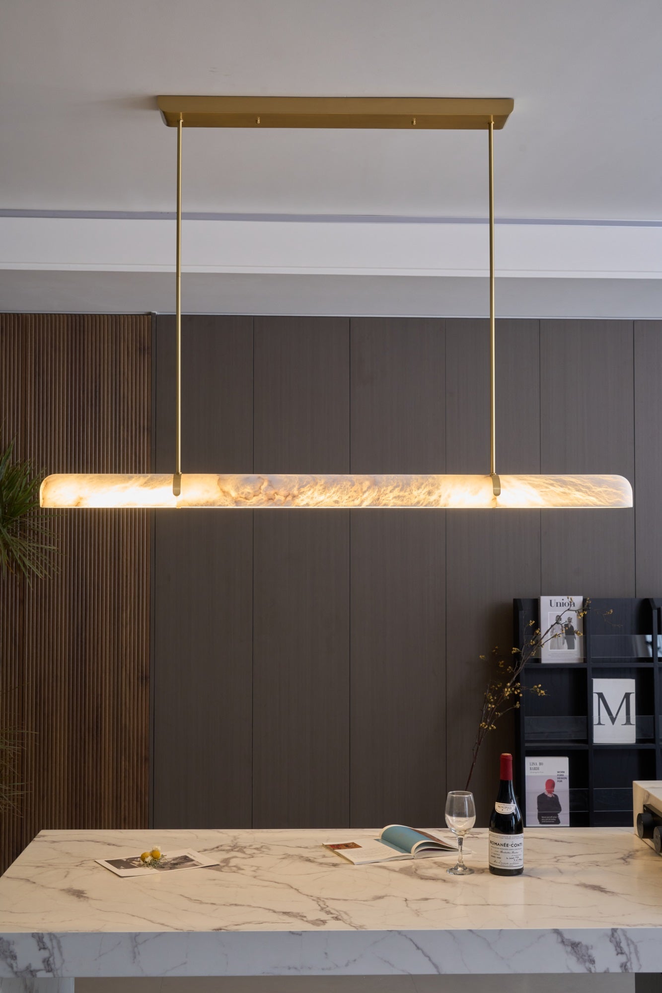 Ilraea Linear Alabaster Pendant Light - Neutralighting