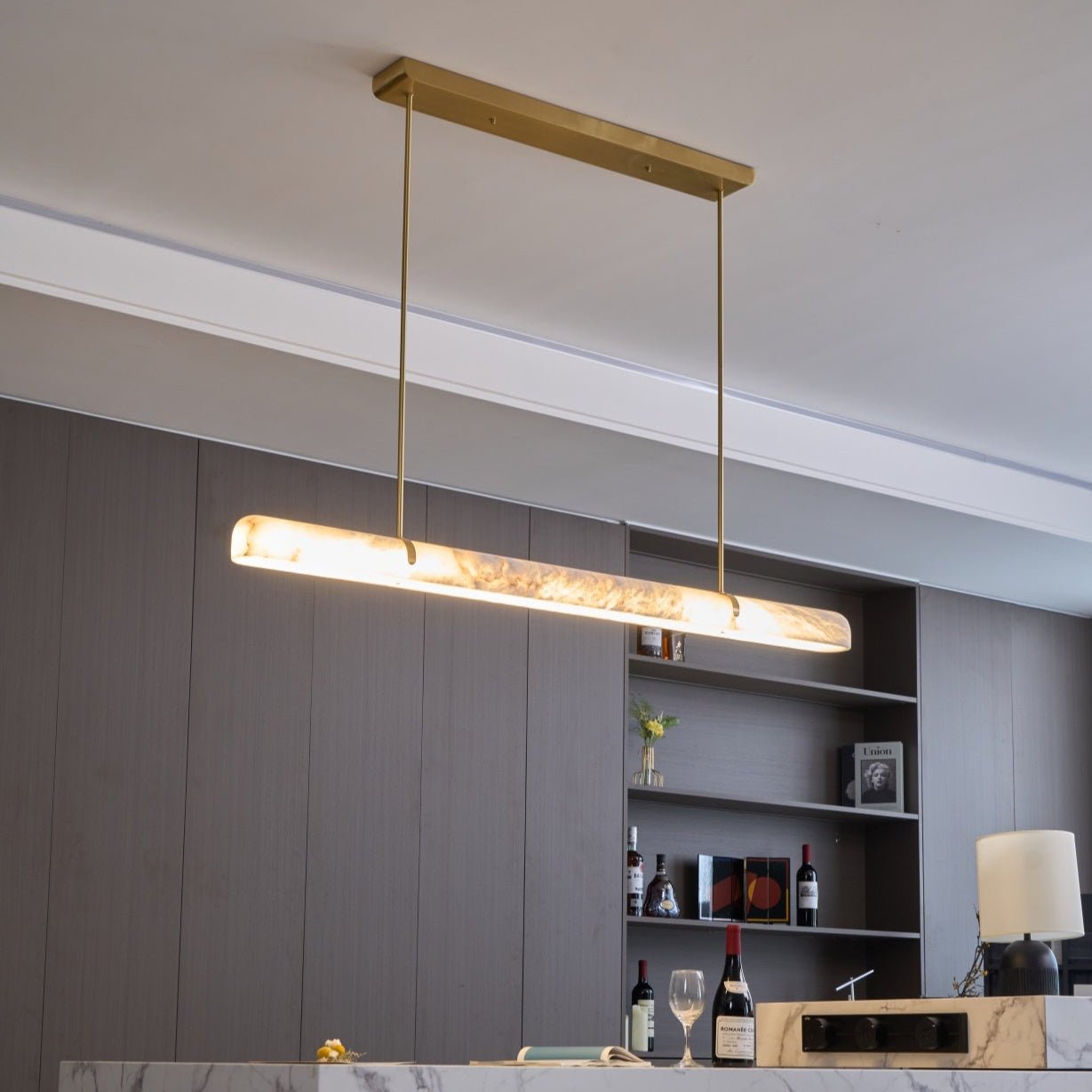 Ilraea Linear Alabaster Pendant Light - Neutralighting