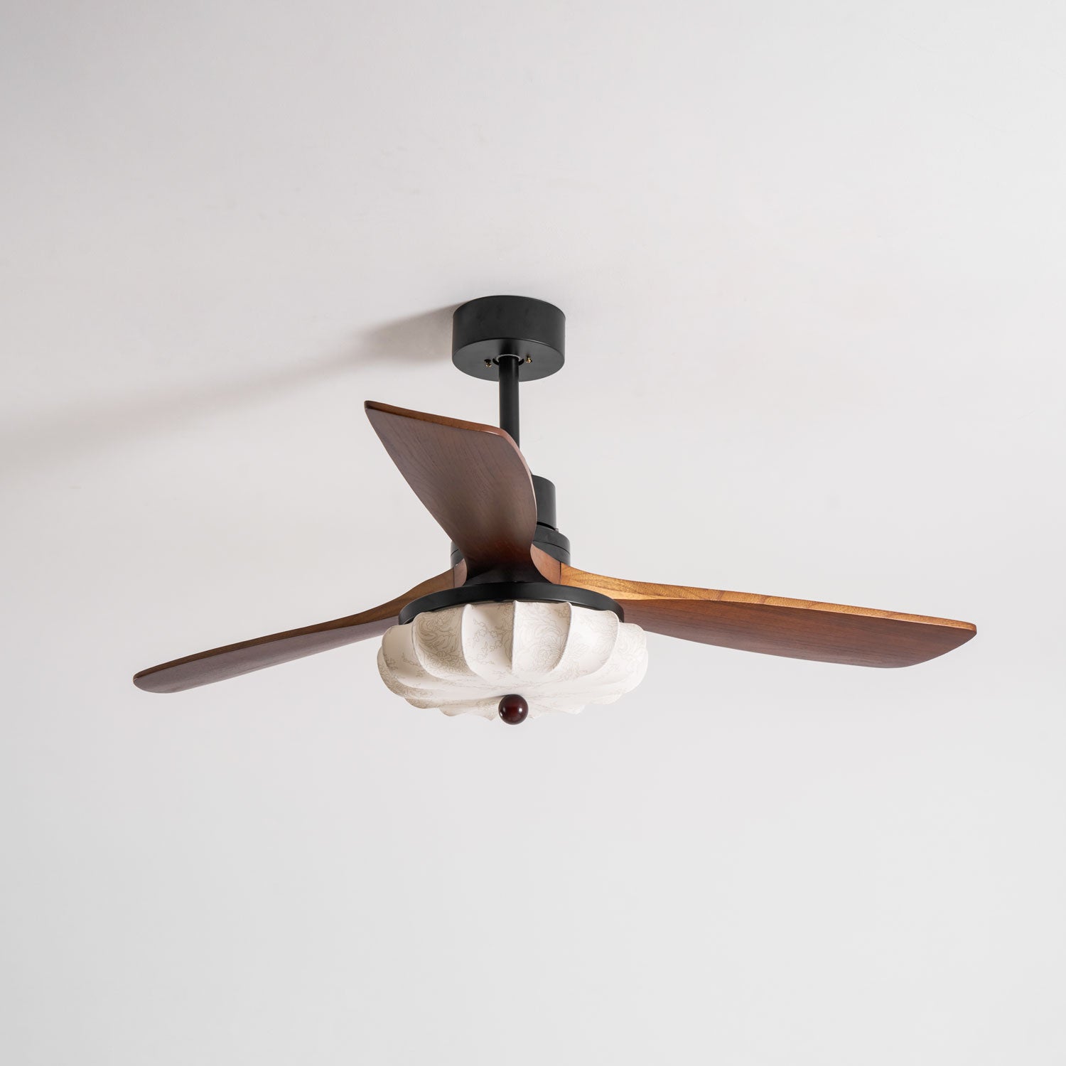 Jasper Bloom Deckenventilatorleuchte, Merkmale im Überblick