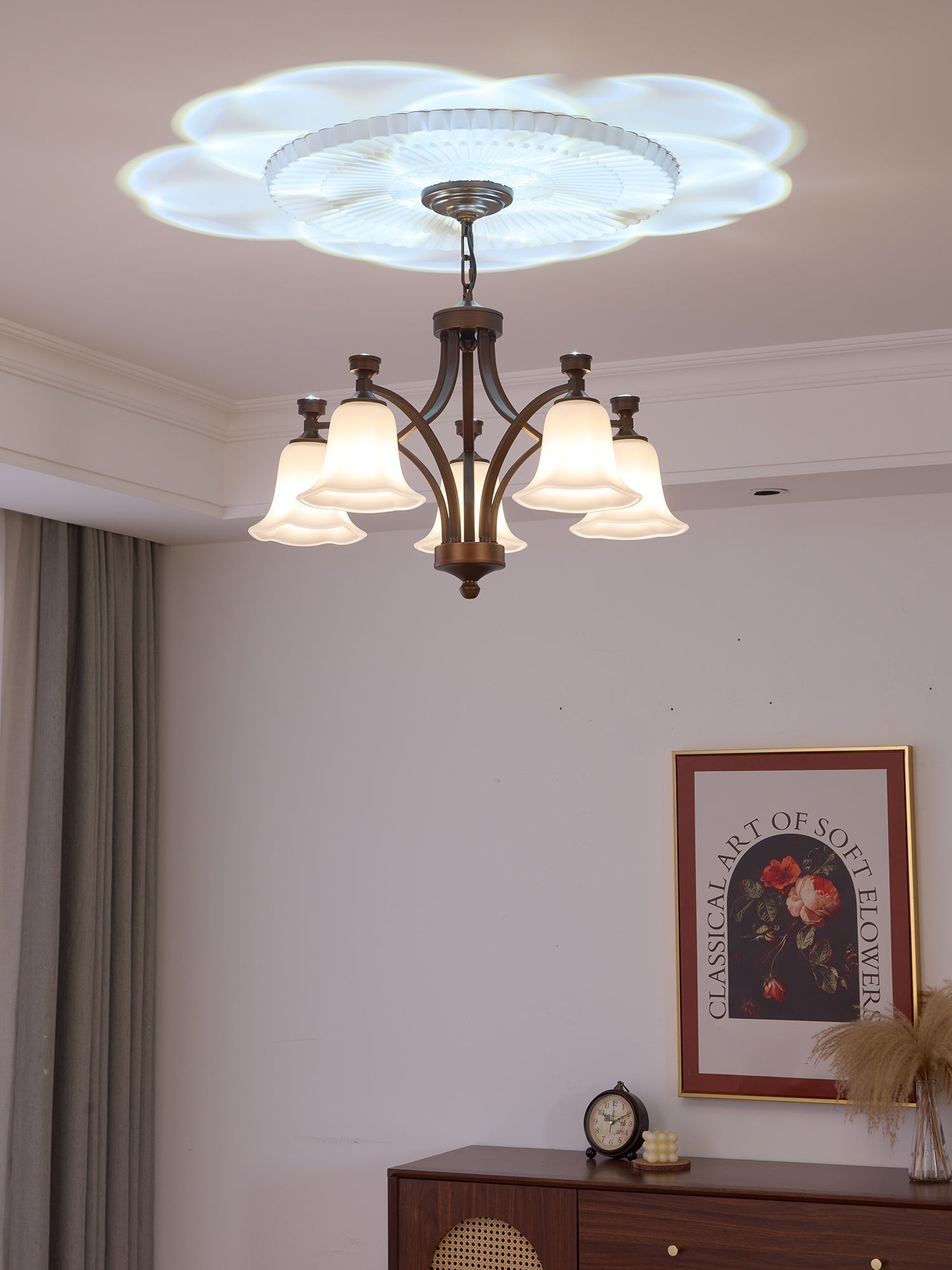 Viloros Traditioneller Premium-Kronleuchter aus Glockenglas-Letslighting