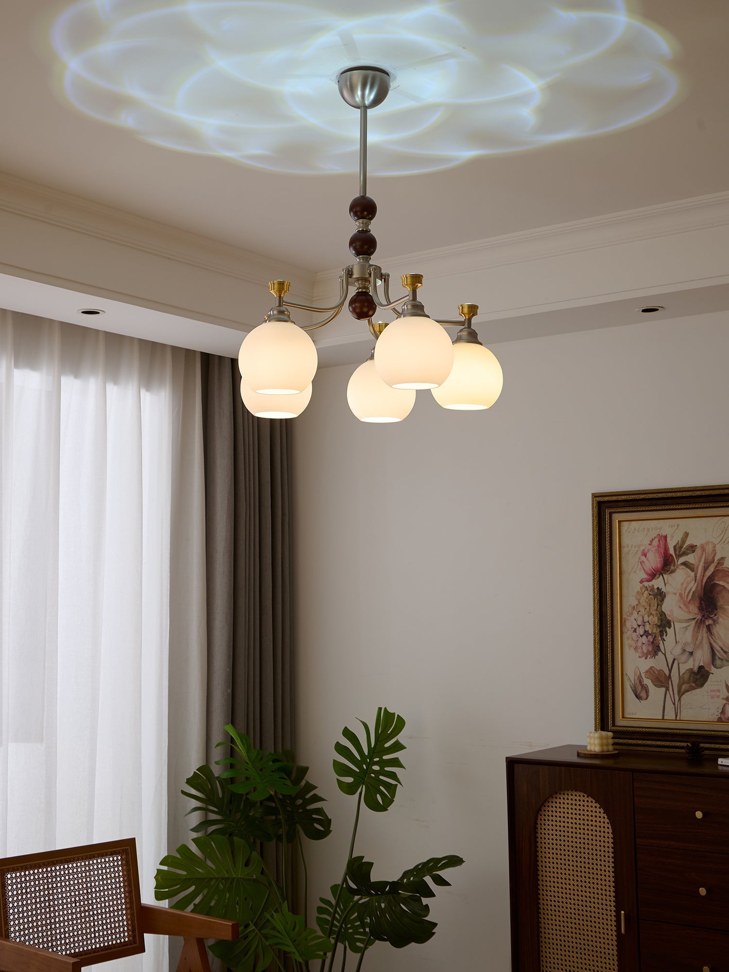 Eursoria Traditioneller Kunst-Orb Kronleuchter aus Holz und Glas-Letslighting