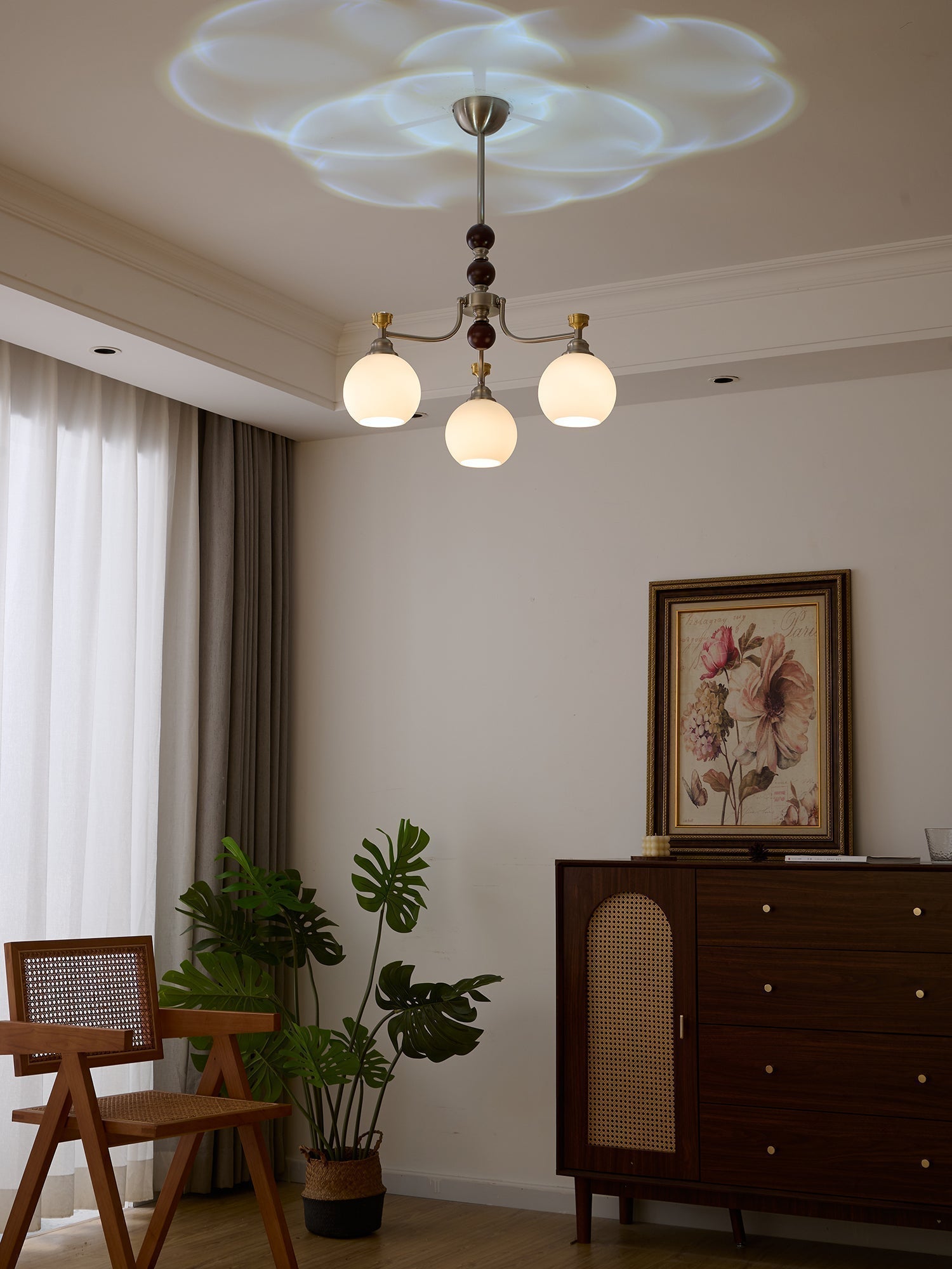 Eursoria Traditioneller Kunst-Orb Kronleuchter aus Holz und Glas-Letslighting