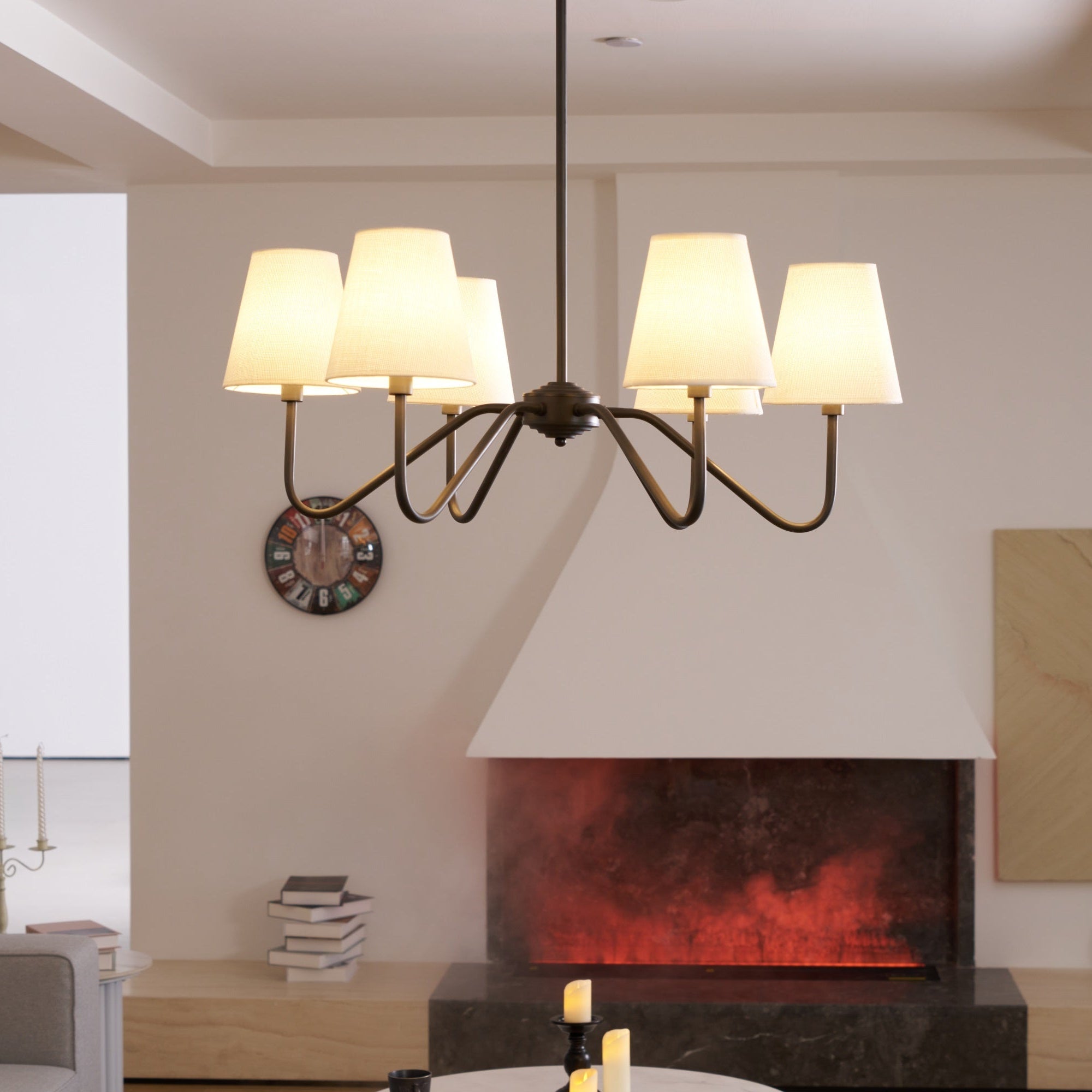 Aurvarira Lumos Klassischer Kronleuchter aus Schwarzem Stoff-Letslighting