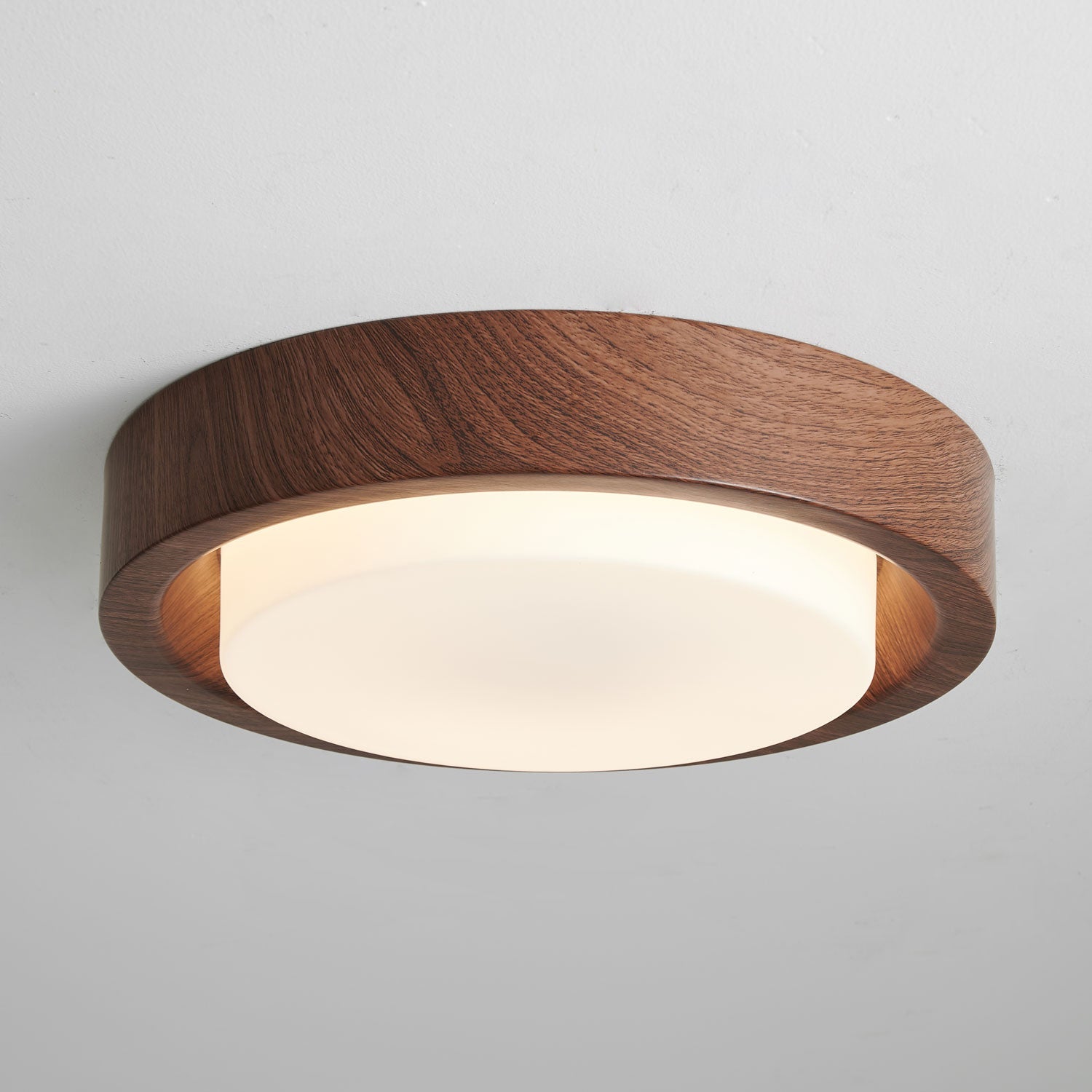Daniel Minimalistische Deckenleuchte aus Holz-Letslighting